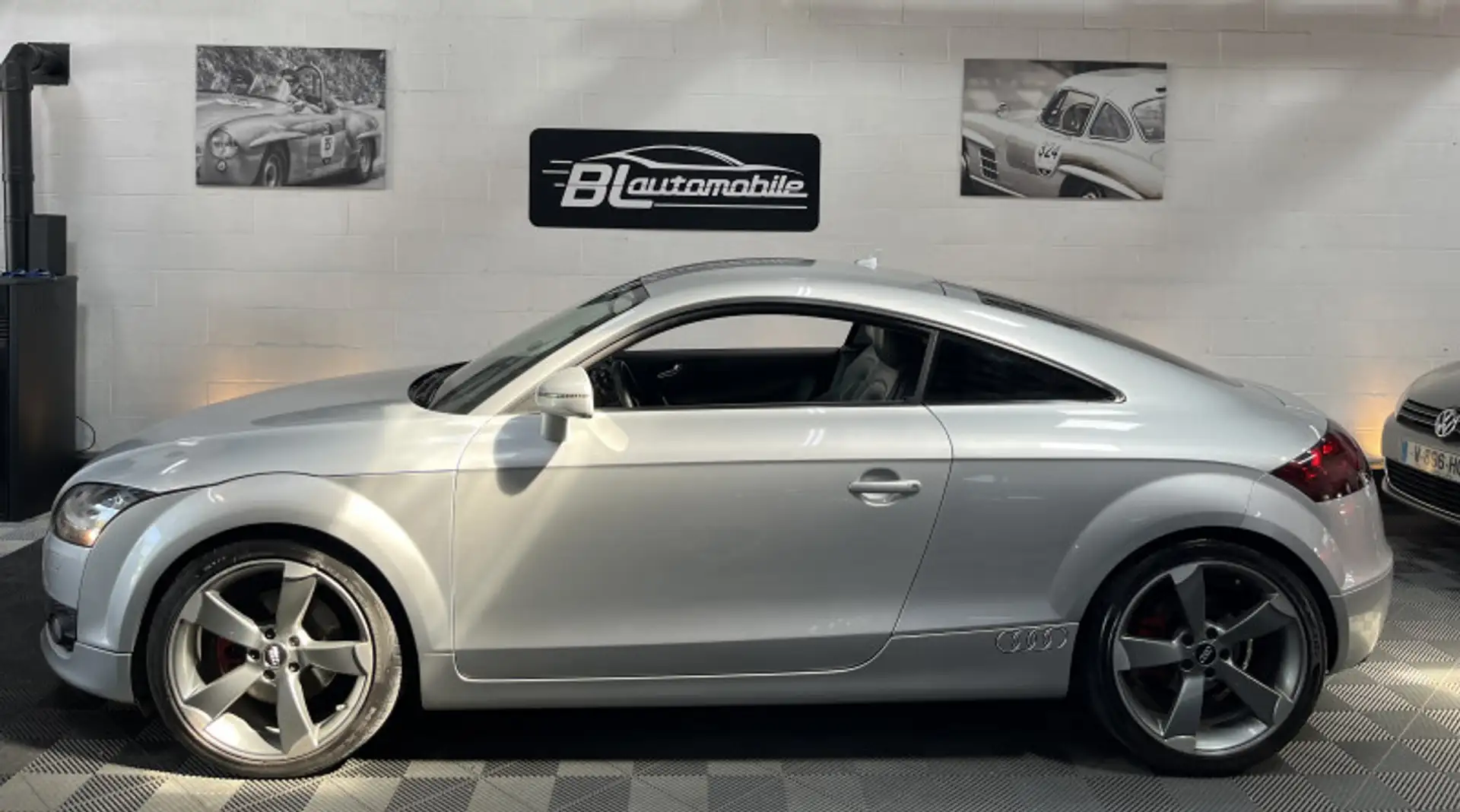 Audi 200 2.0 TFSI 200CH Gris - 2