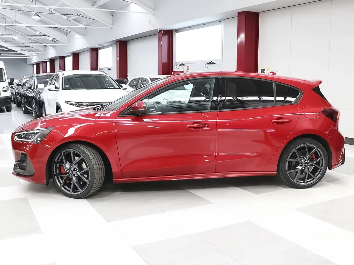 Ford Focus 2.3 Ecoboost ST Rojo - 2