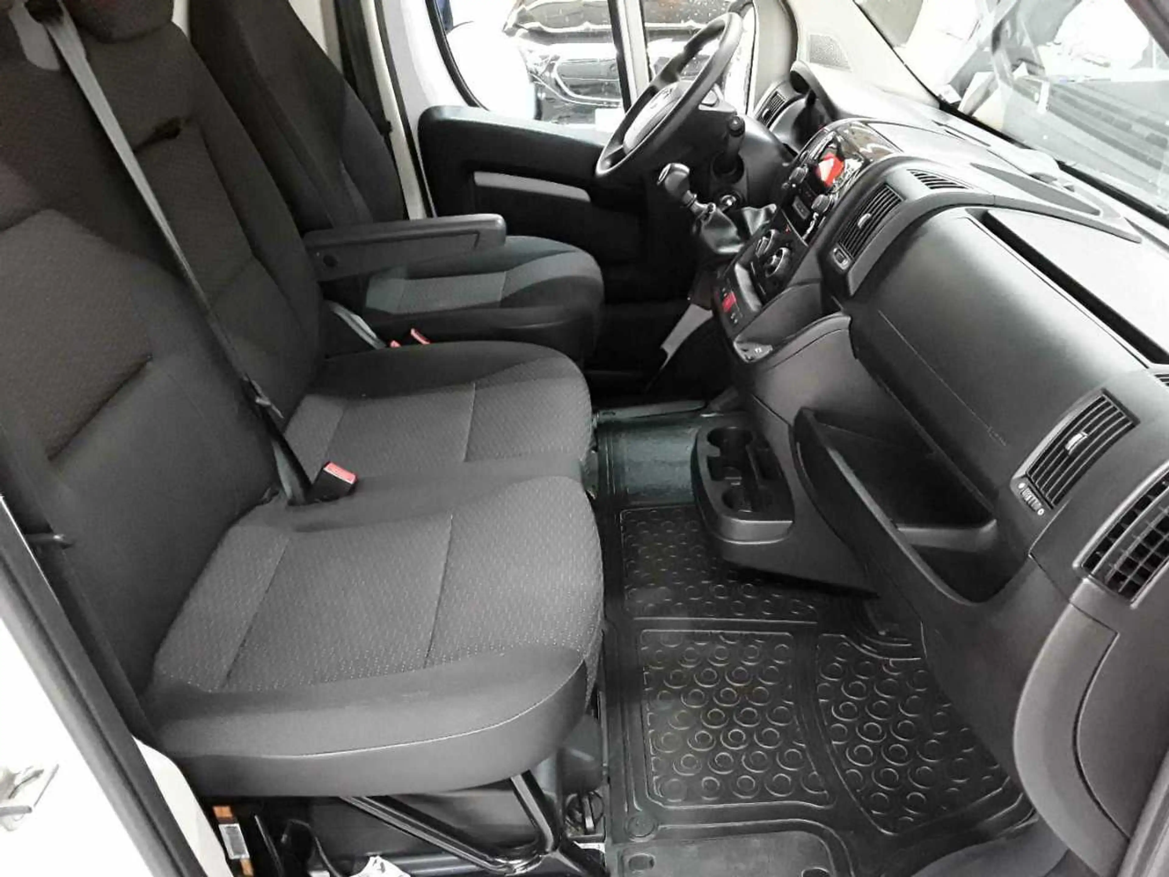 Opel Movano Movano 2.2D L2H2 Edition Holzboden PDC — photo 8