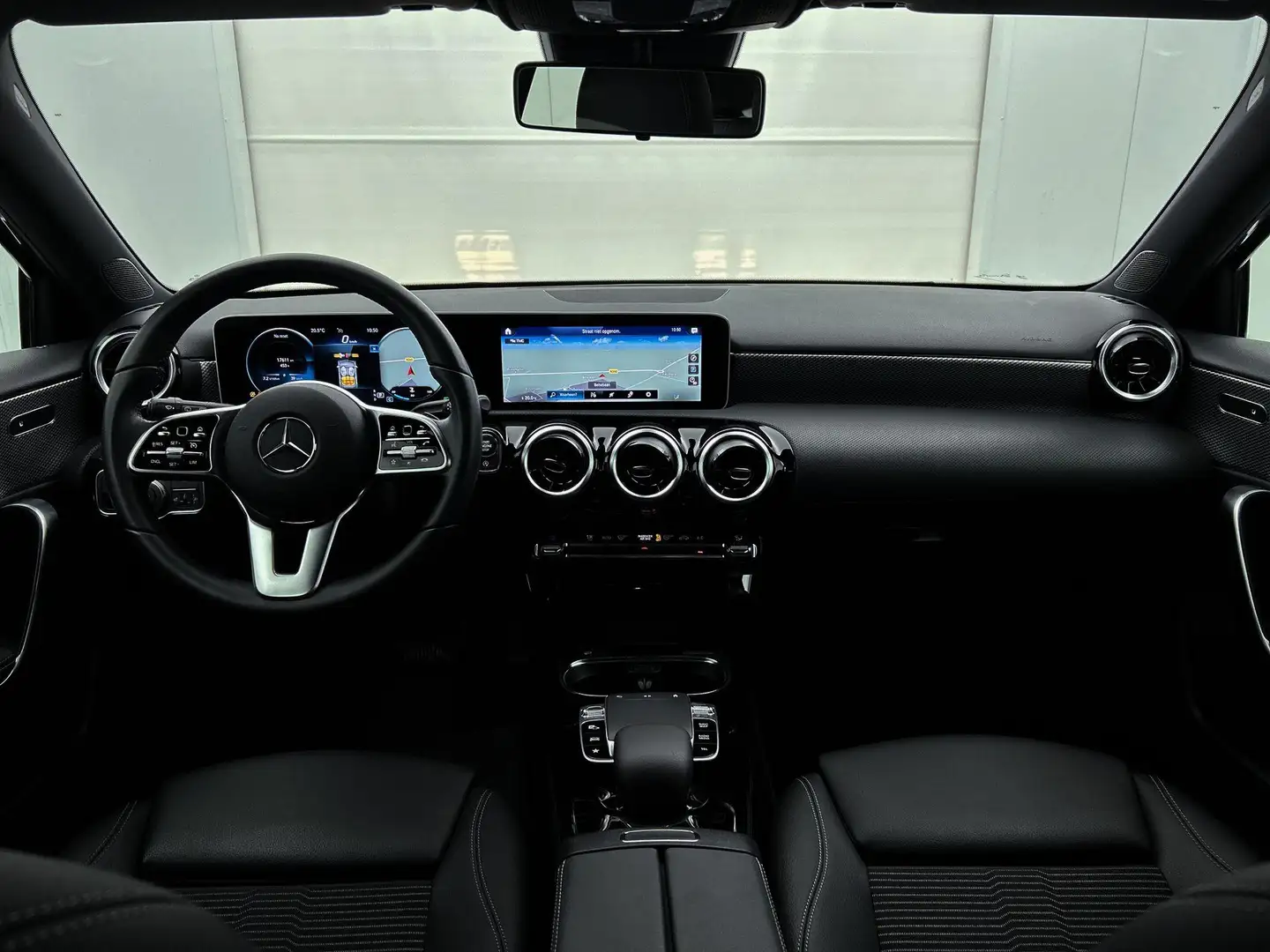 Mercedes-Benz A 180 Business Solution(Dealer onderhoud, Navi Groot, St Grijs - 2