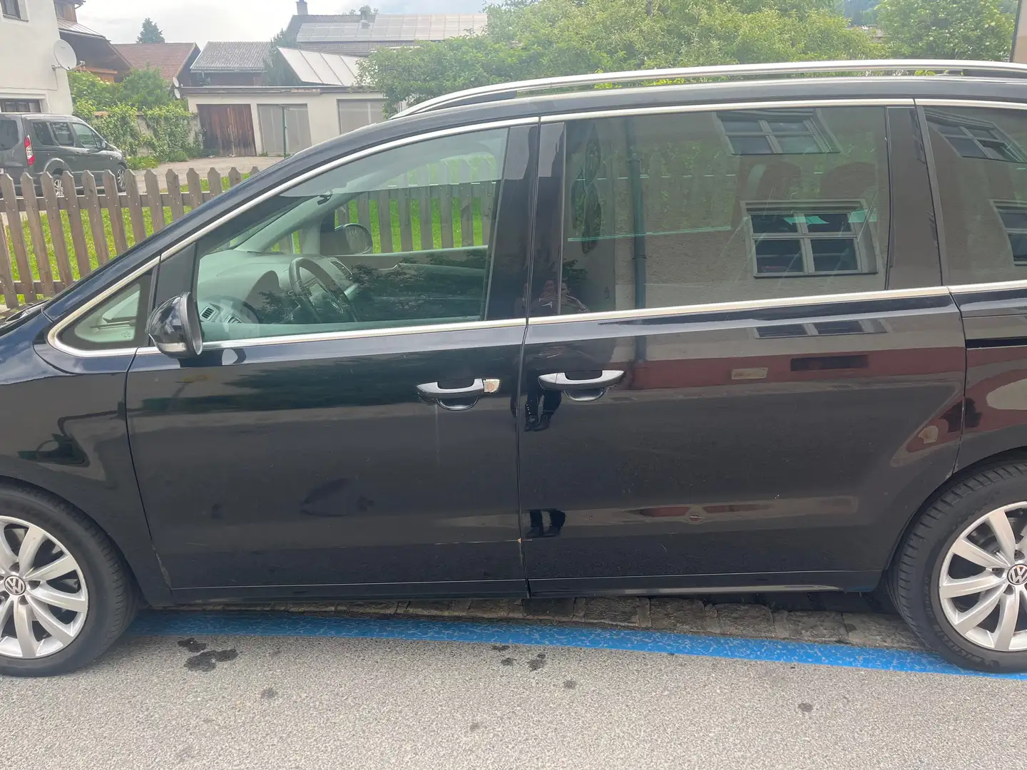 Volkswagen Sharan Sharan Highline BMT 2,0 TDI DPF DSG Highline Schwarz - 2