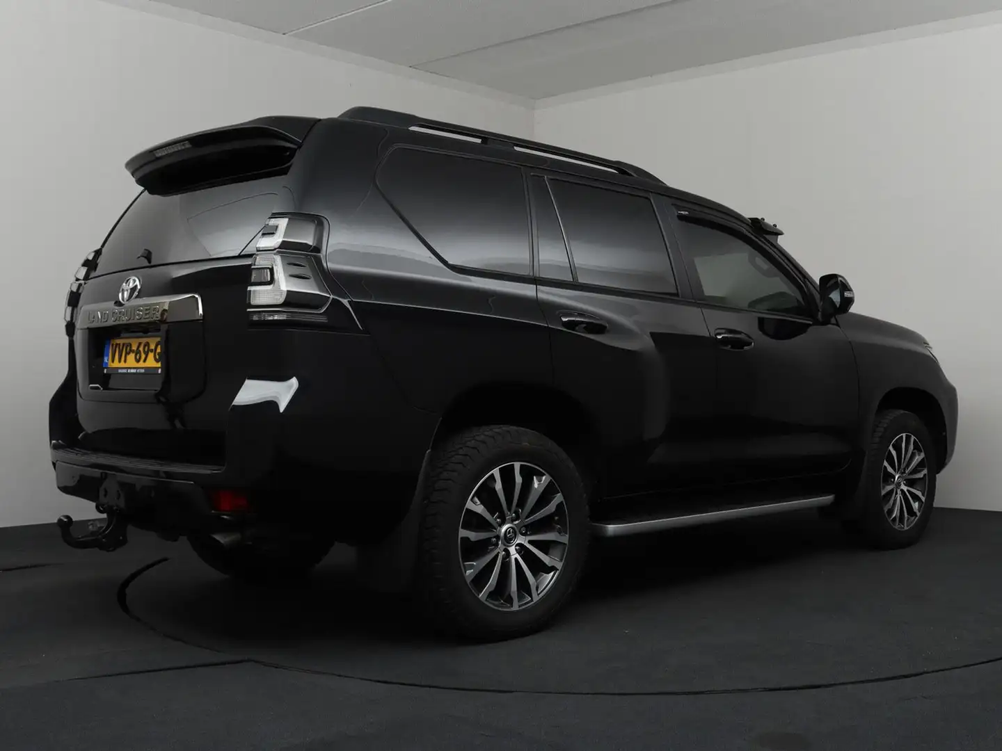 Toyota Land Cruiser 2.8 D-4D-F Professional High Roof Window Van Lucht Noir - 2