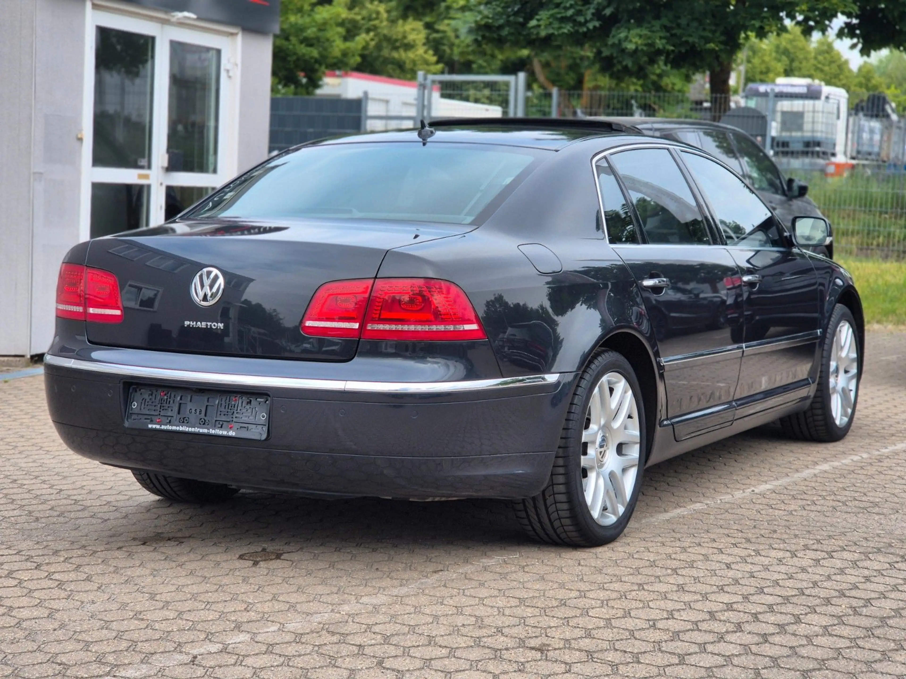Volkswagen Phaeton V6 TDI 5-Sitzer 4Motion ACC Dynaudio — photo 9