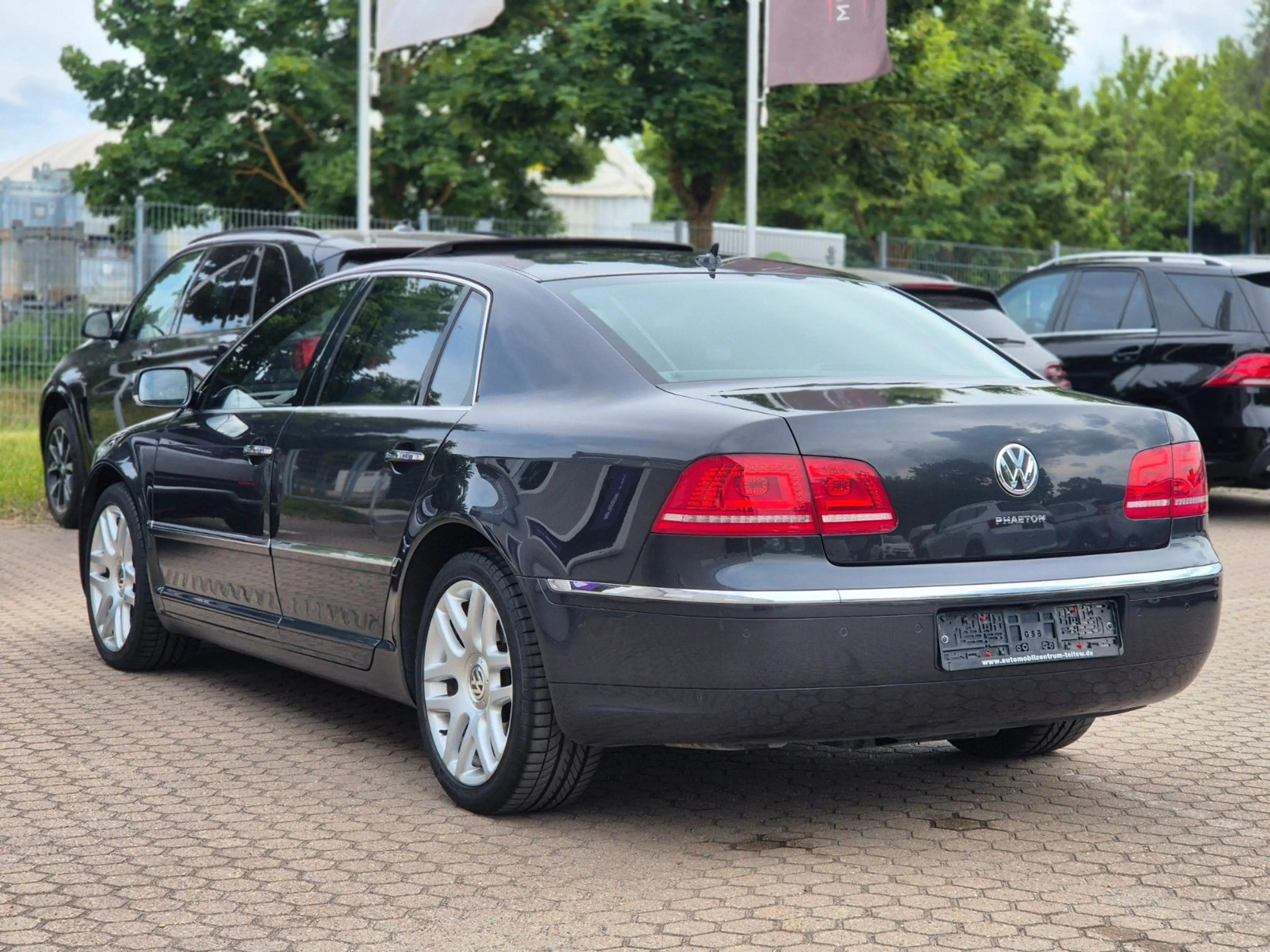 Volkswagen Phaeton V6 TDI 5-Sitzer 4Motion ACC Dynaudio — photo 7