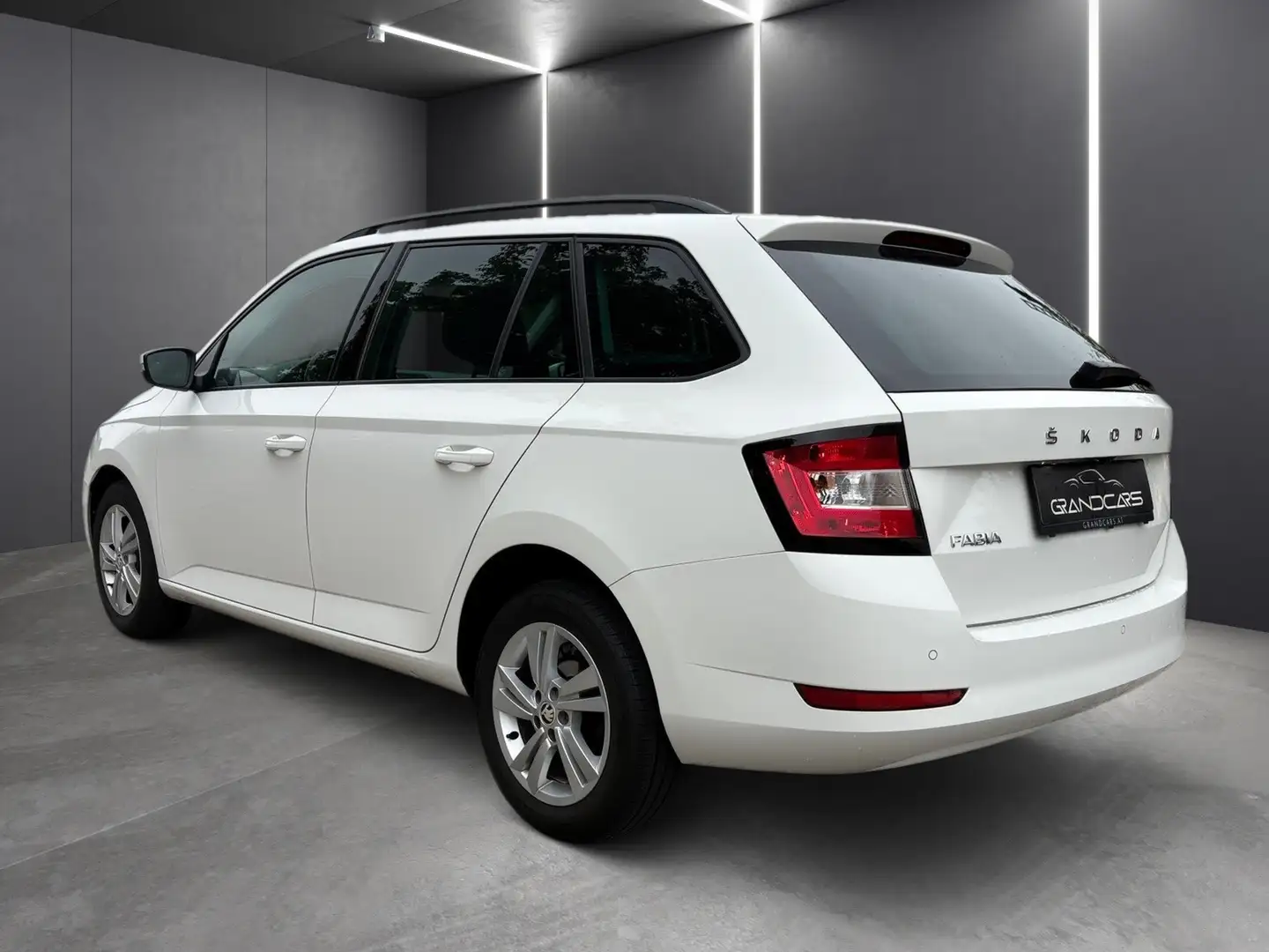 Skoda Fabia Ambition Weiß - 2