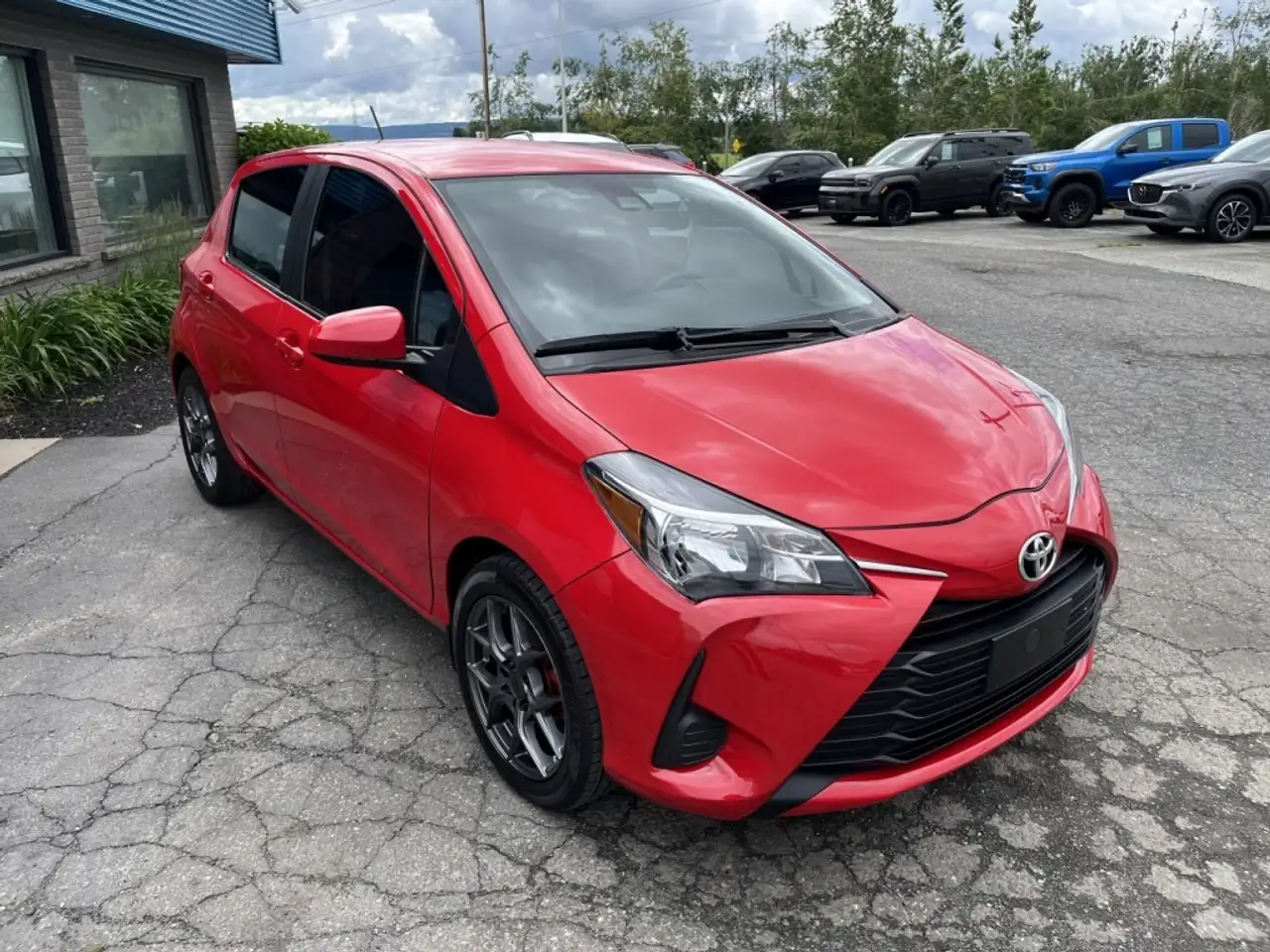 Toyota Yaris снимка Toyota Yaris