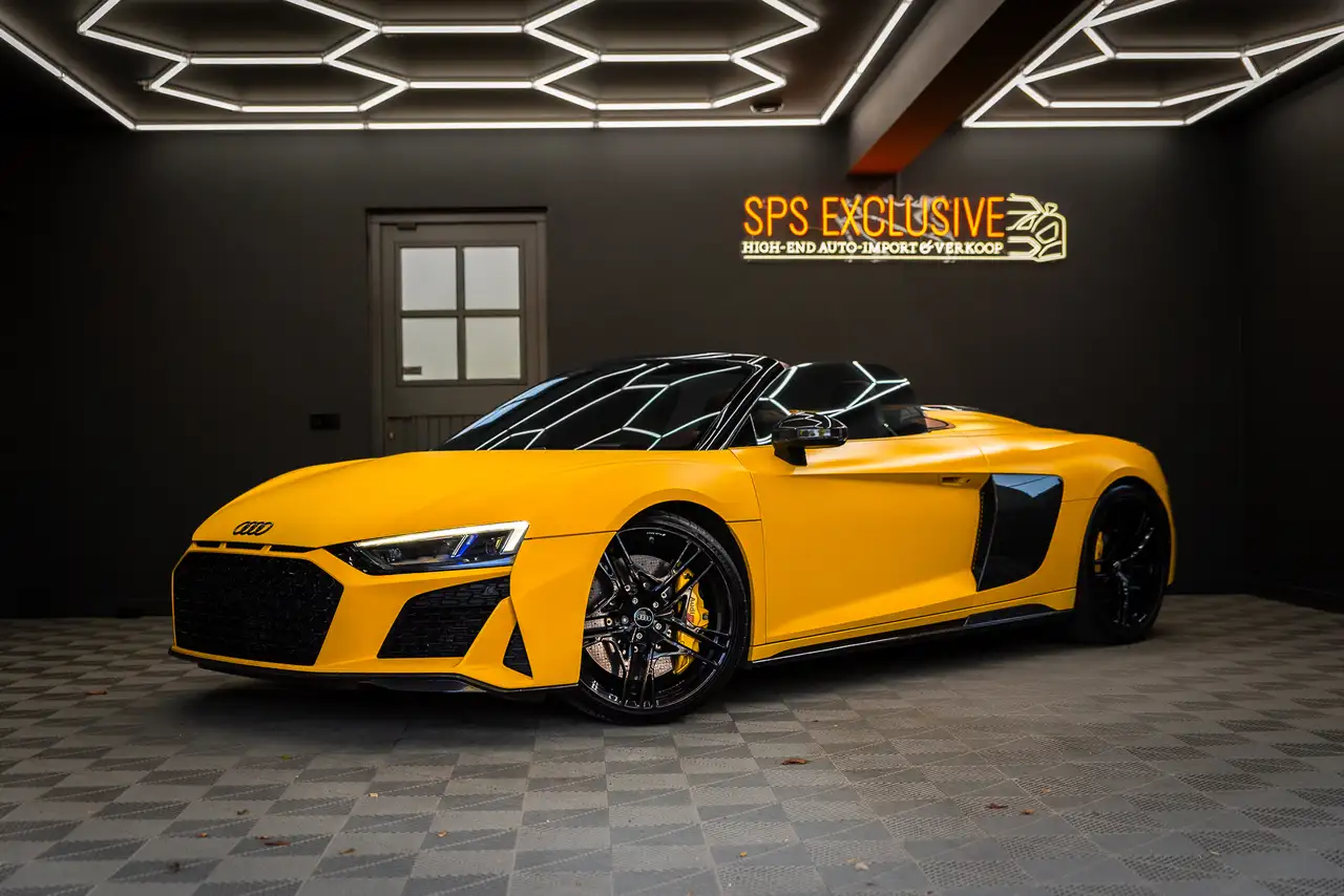 Audi R8