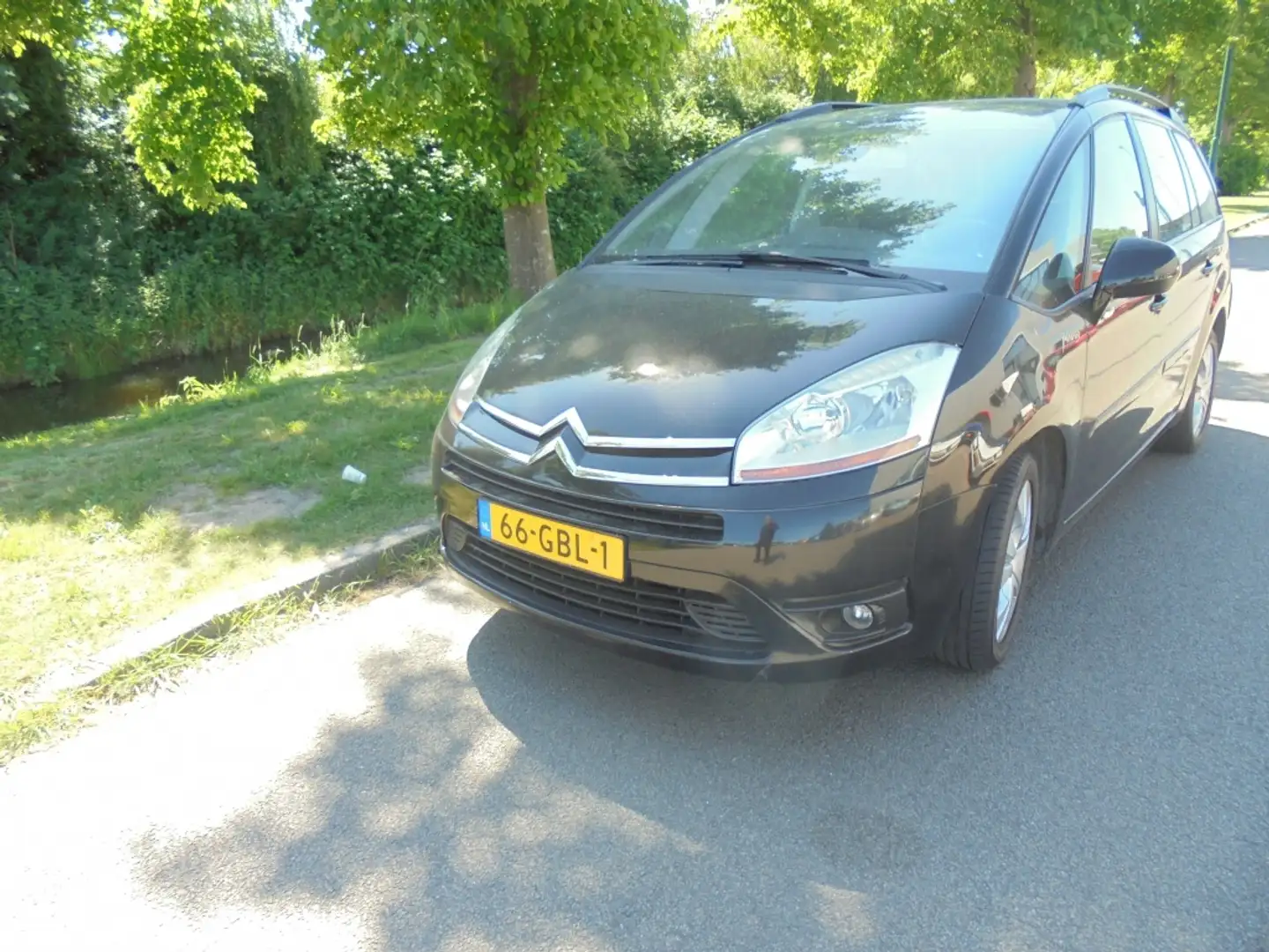 Citroen Grand C4 Picasso Picasso/AUTOMAAT 7 PERS 2.0-16V Ambiance 7p. Noir - 2