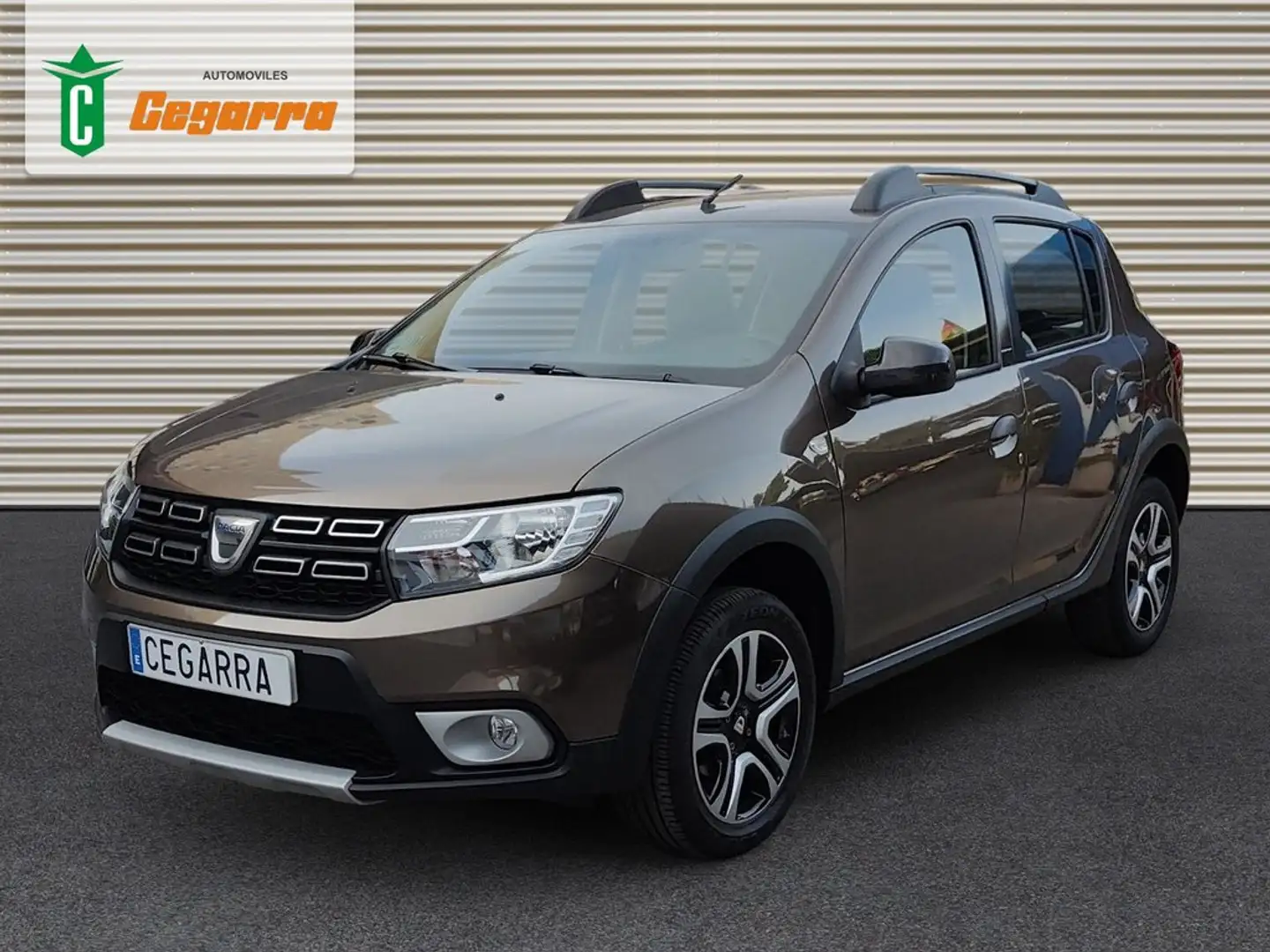 Dacia Sandero 0.9 TCE Stepway Comfort 66kW Marrón - 1
