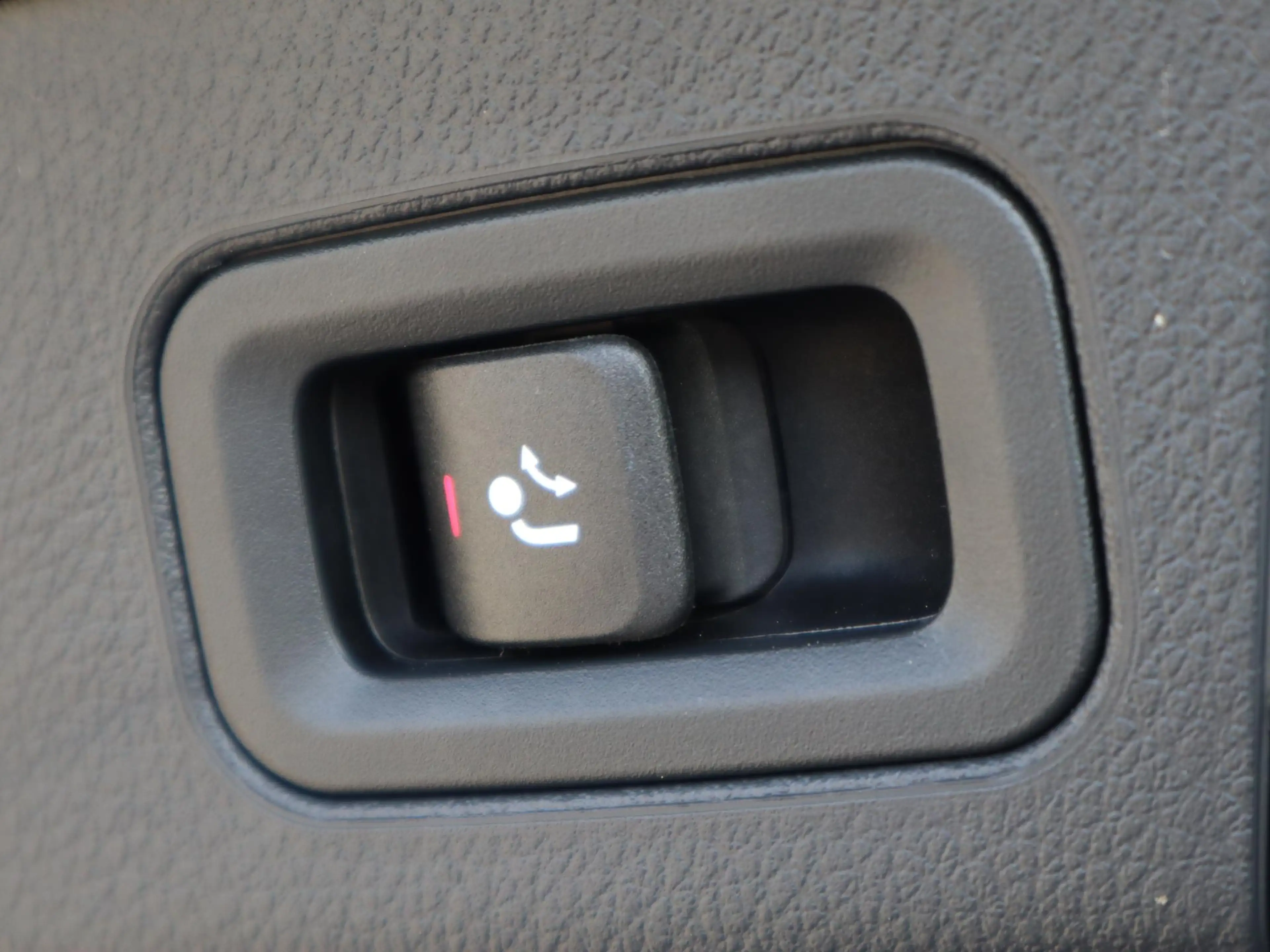 Mercedes-Benz B 250 e Business Solution Luxury Line — photo 9