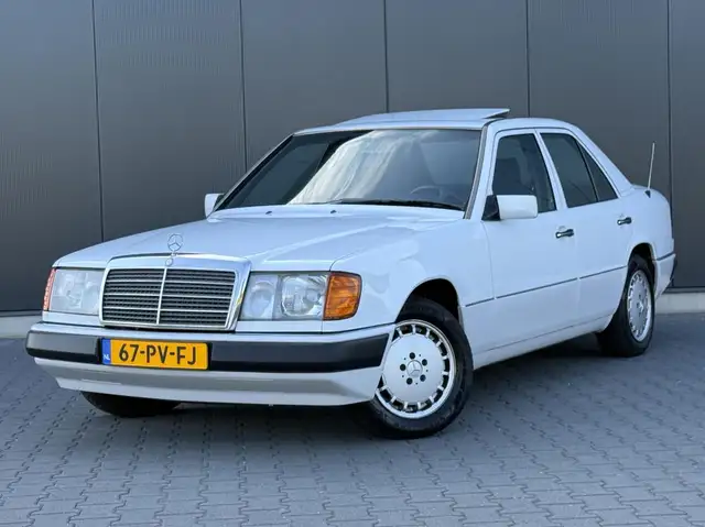 Mercedes-Benz 500 200-500 200 E