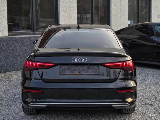 Audi A3 view 4