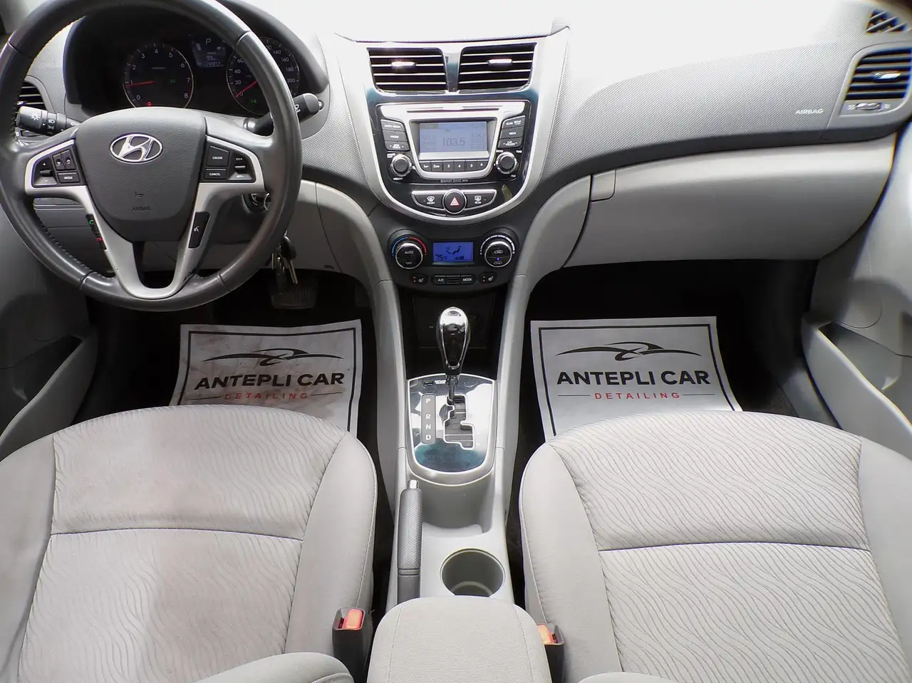 Hyundai ACCENT снимка Hyundai ACCENT