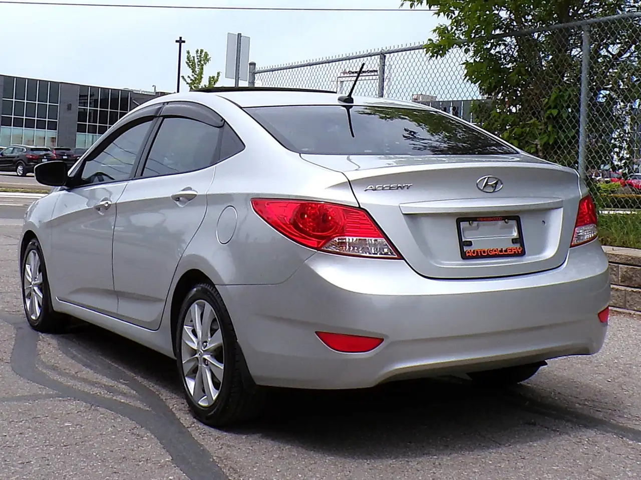 Hyundai ACCENT снимка Hyundai ACCENT