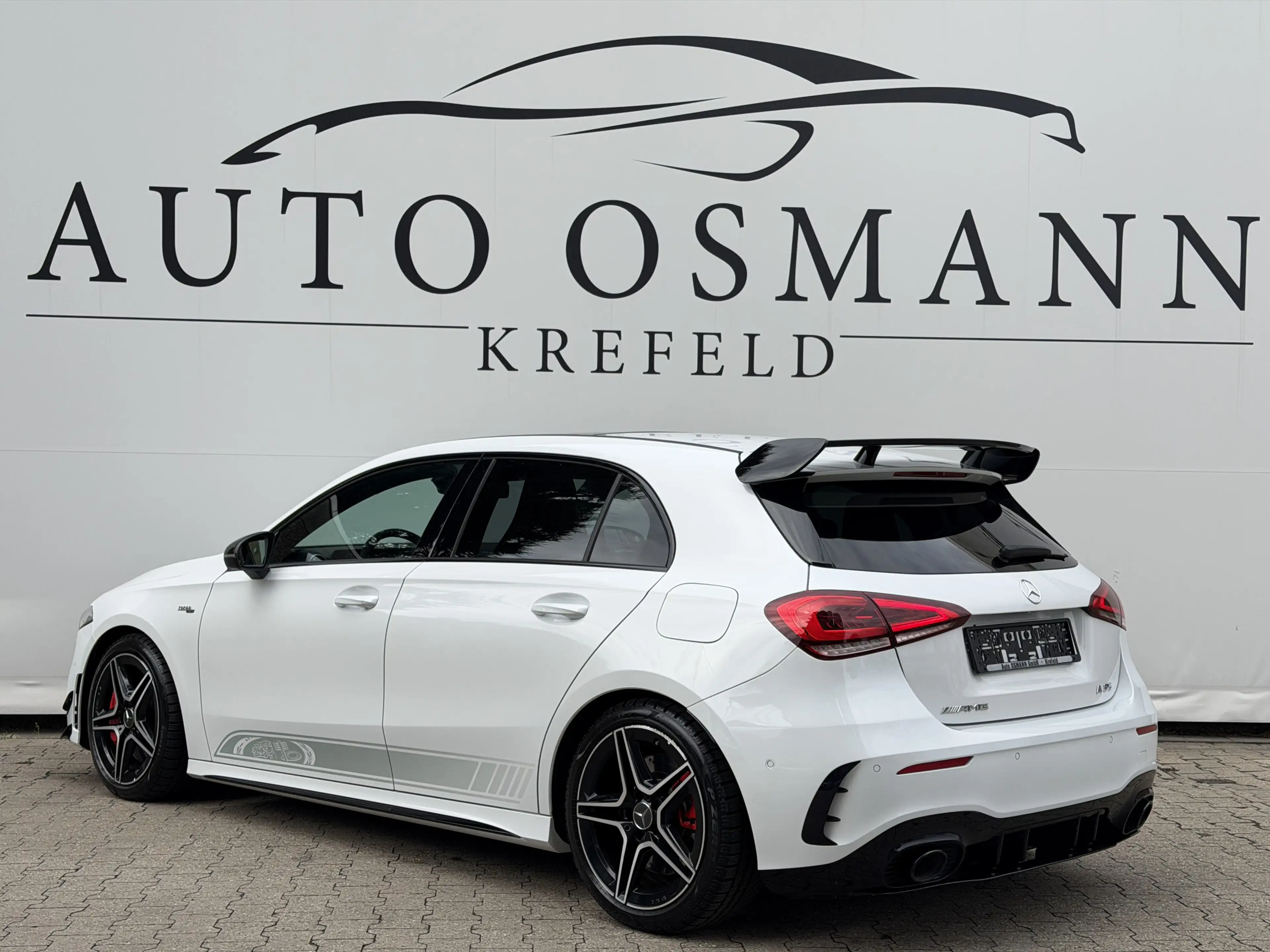 Mercedes-Benz A 35 AMG 4Matic Speedshift DCT 7G AMG Edition 55 — photo 2