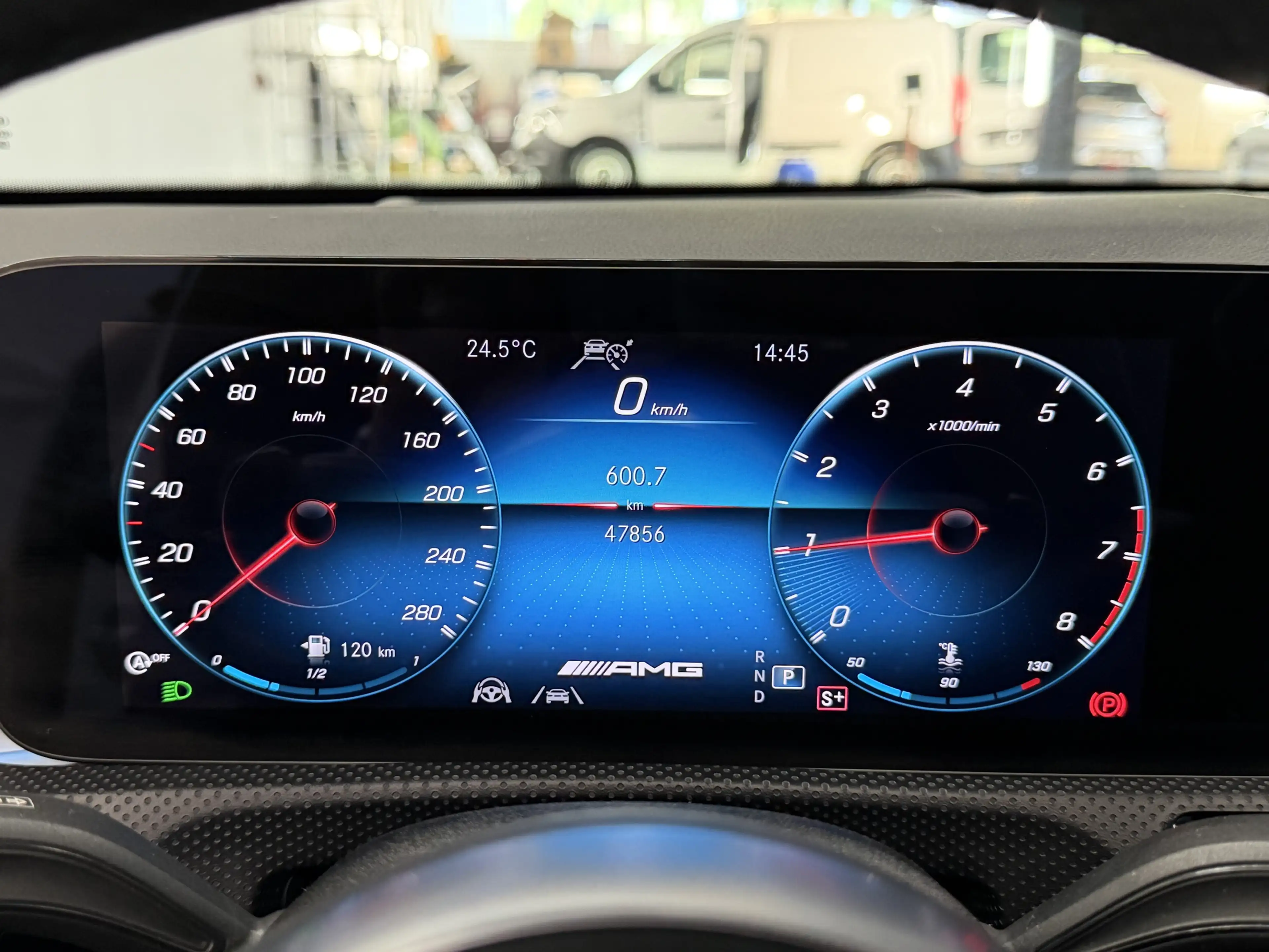 Mercedes-Benz A 35 AMG 4Matic Speedshift DCT 7G AMG Edition 55 — photo 15