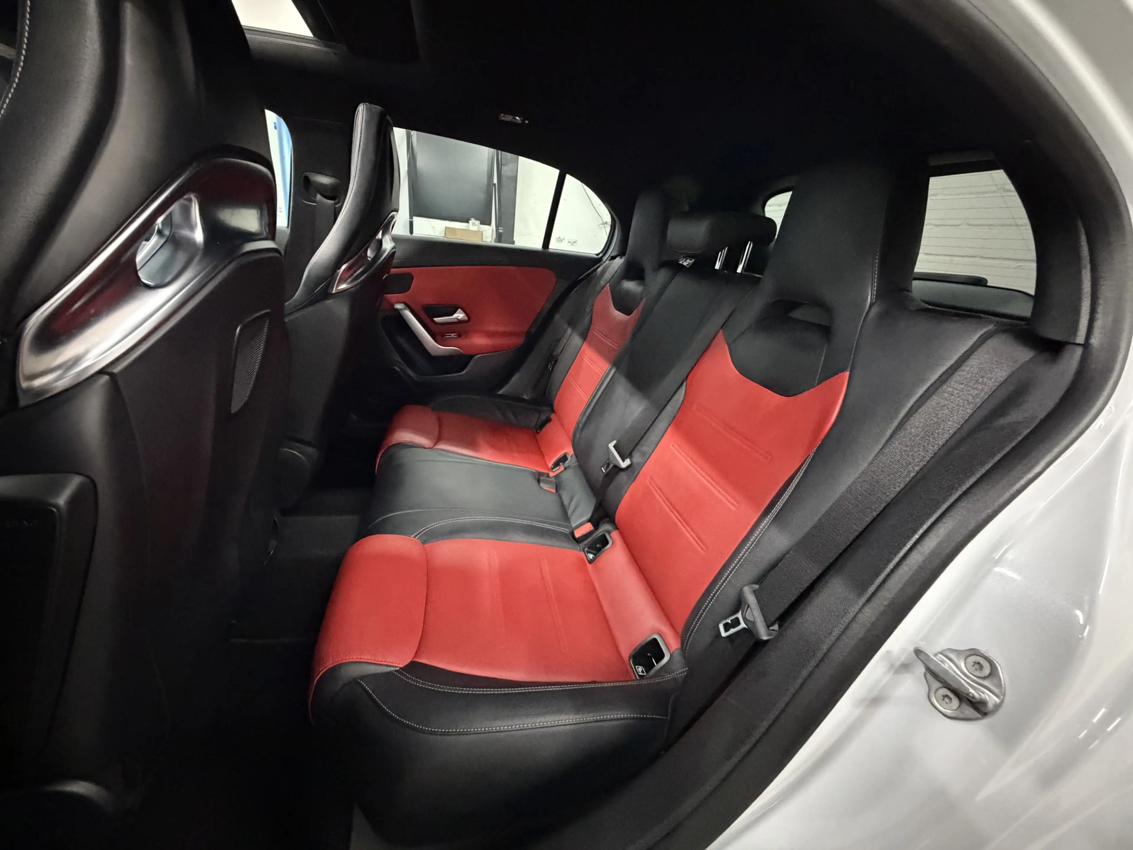 Mercedes-Benz A 35 AMG 4Matic Speedshift DCT 7G AMG Edition 55 — photo 7