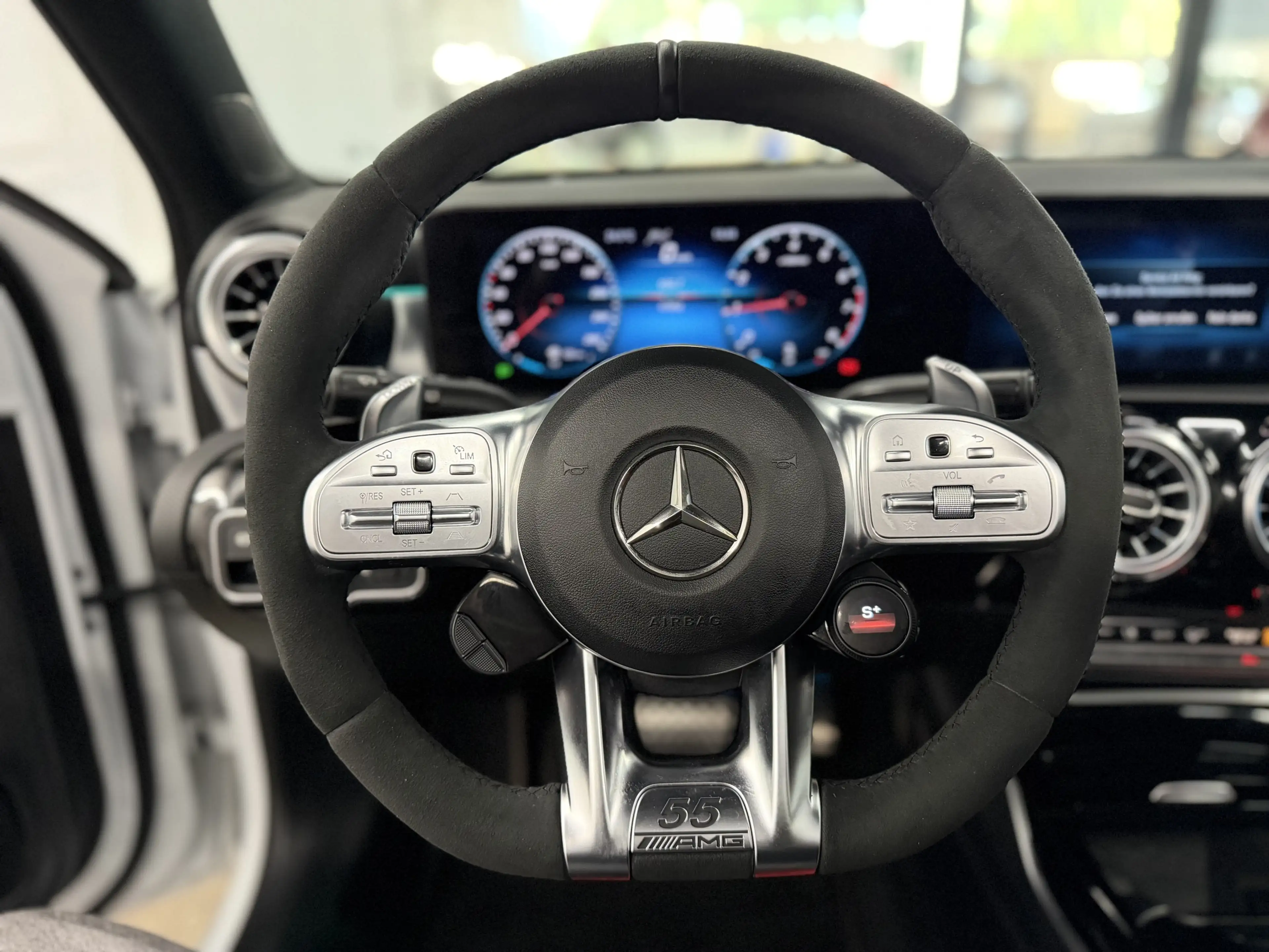 Mercedes-Benz A 35 AMG 4Matic Speedshift DCT 7G AMG Edition 55 — photo 11