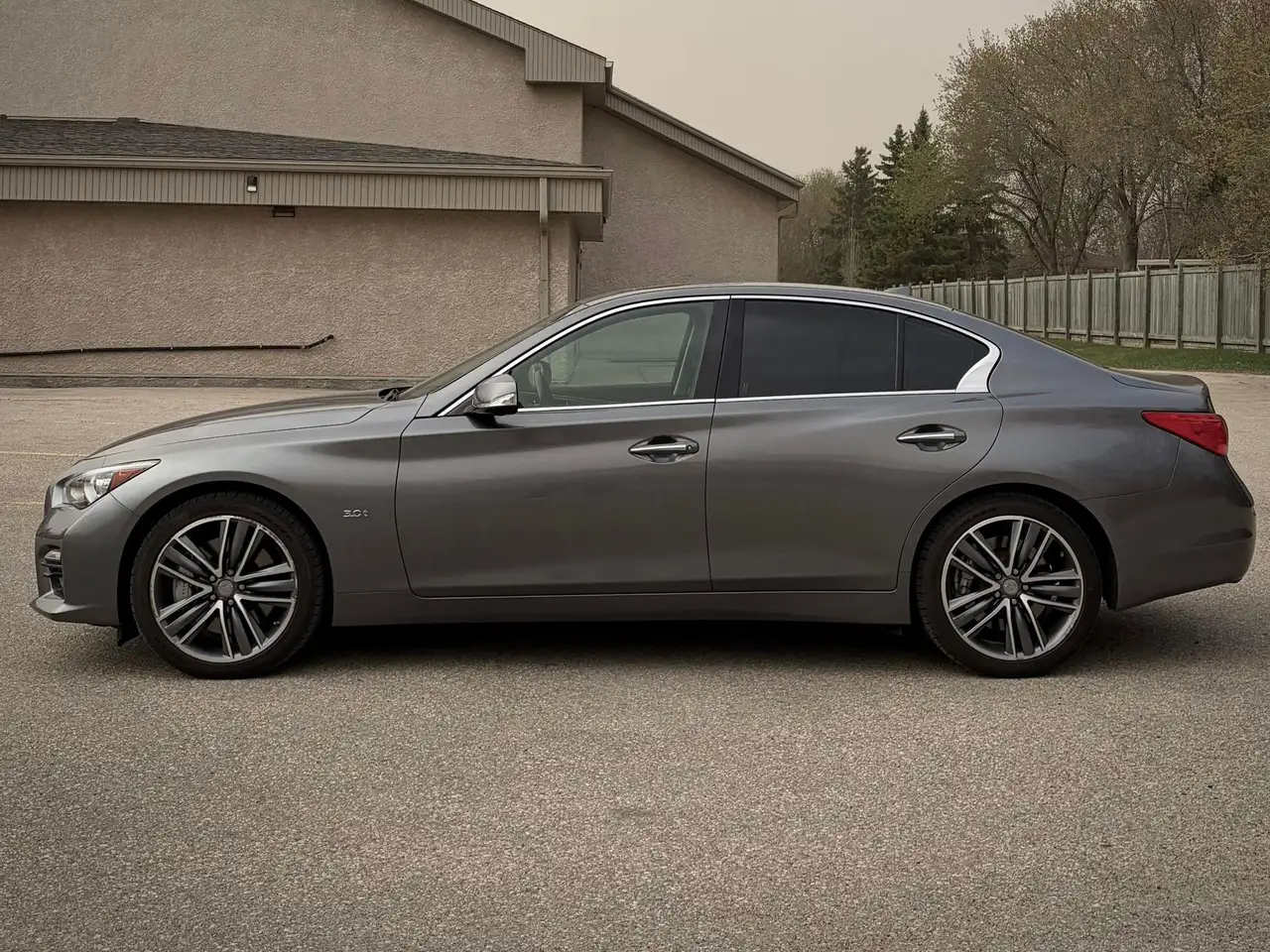 Infiniti Q50 снимка Infiniti Q50
