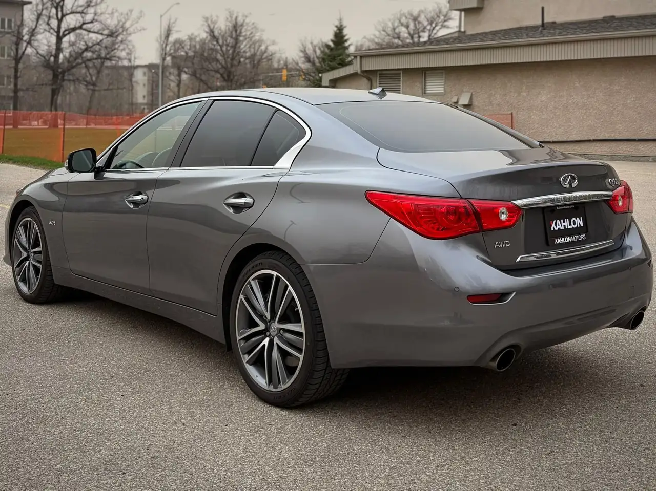 Infiniti Q50 снимка Infiniti Q50