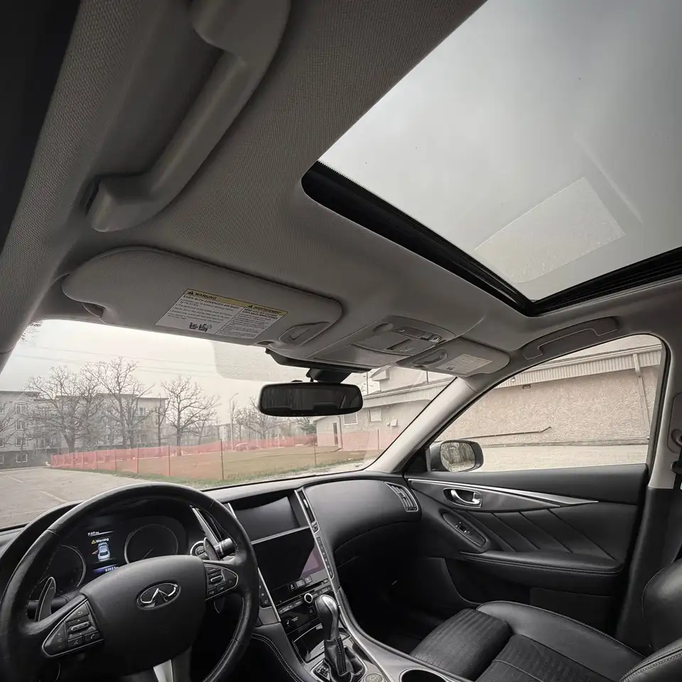 Infiniti Q50 снимка Infiniti Q50