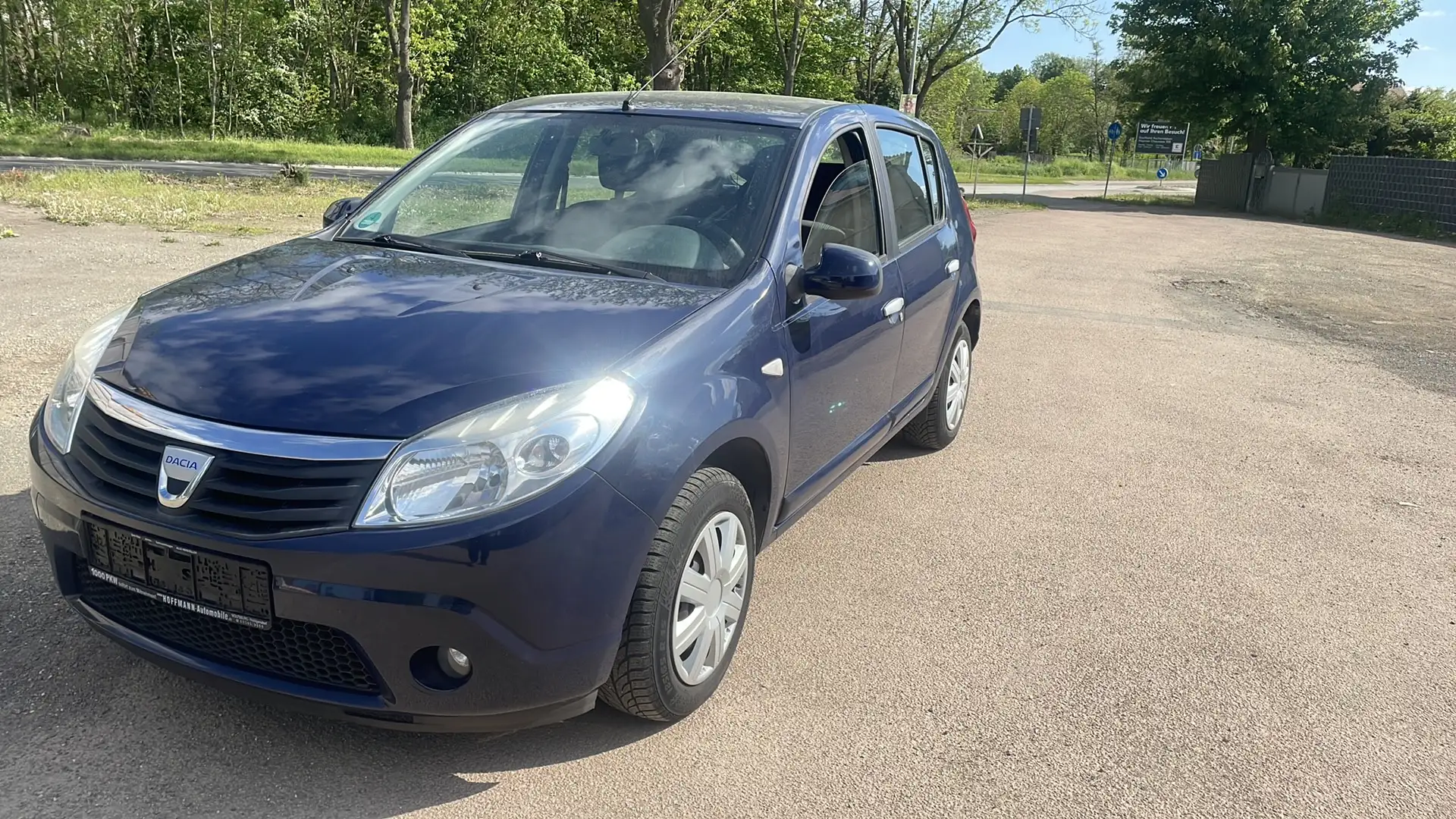 Dacia Sandero 1.2 16V Ambiance Schwarz - 2