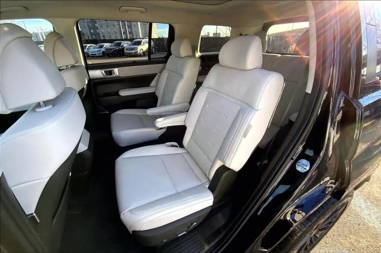 Hyundai SANTA FE снимка Hyundai SANTA FE