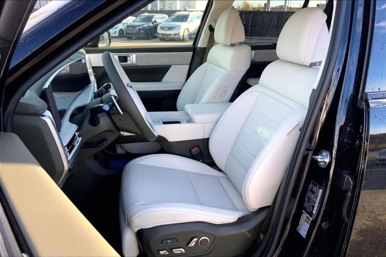 Hyundai SANTA FE снимка Hyundai SANTA FE