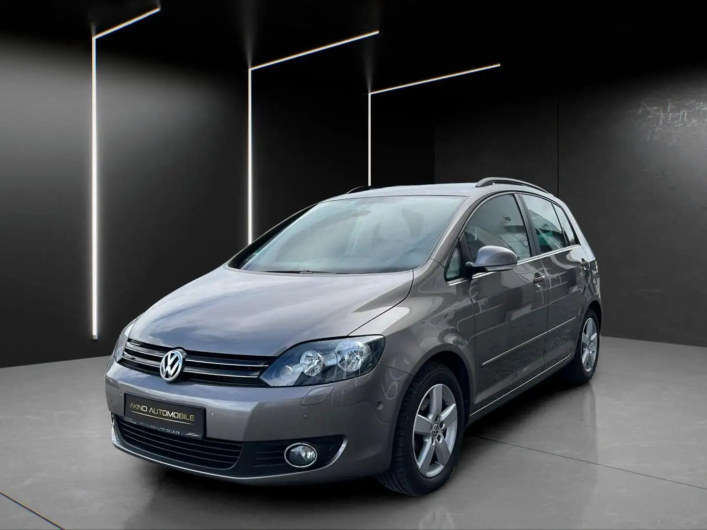 Volkswagen Golf Plus VI 2.0 TDI Team *1Hand*65tkm*DSG*AHK Hnědá - 2