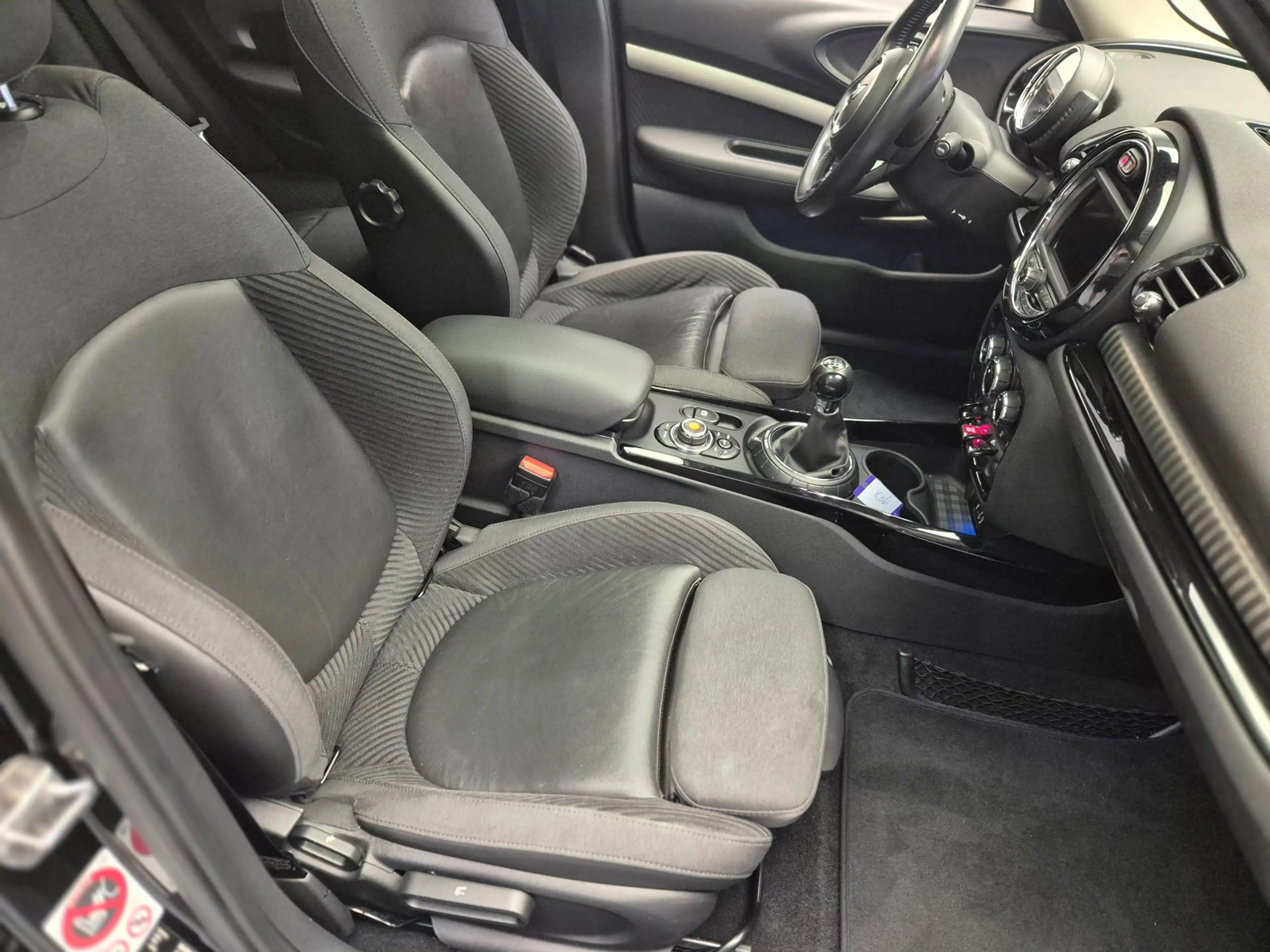MINI Cooper S Clubman 2.0 ALL4 Chili Serious Business Navi Ecc Pano Crui — photo 6