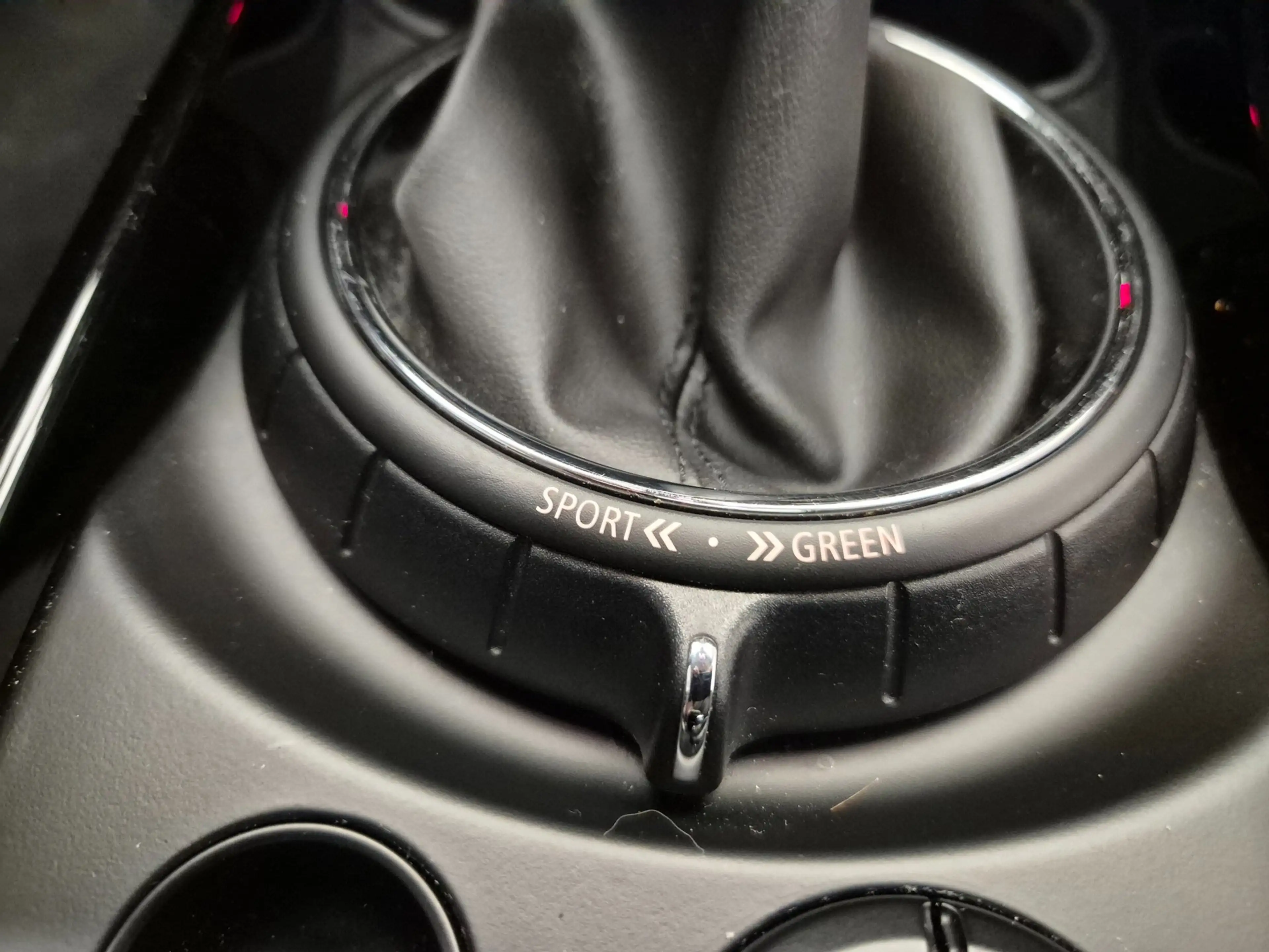 MINI Cooper S Clubman 2.0 ALL4 Chili Serious Business Navi Ecc Pano Crui — photo 26