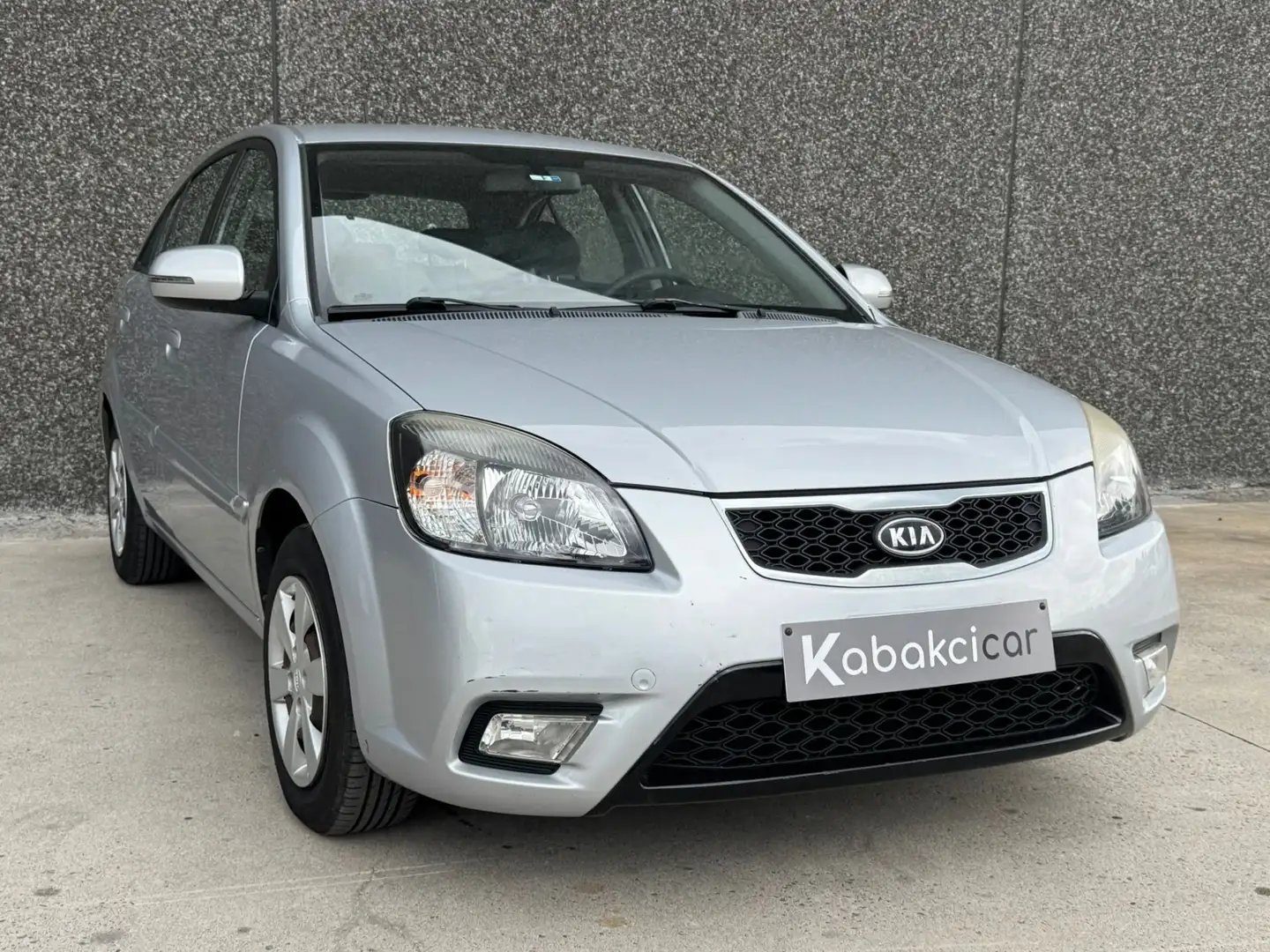 Kia Rio Rio 1.4i Easy//CLIM/USB/GARANTIE 12 MOIS// Grau - 1