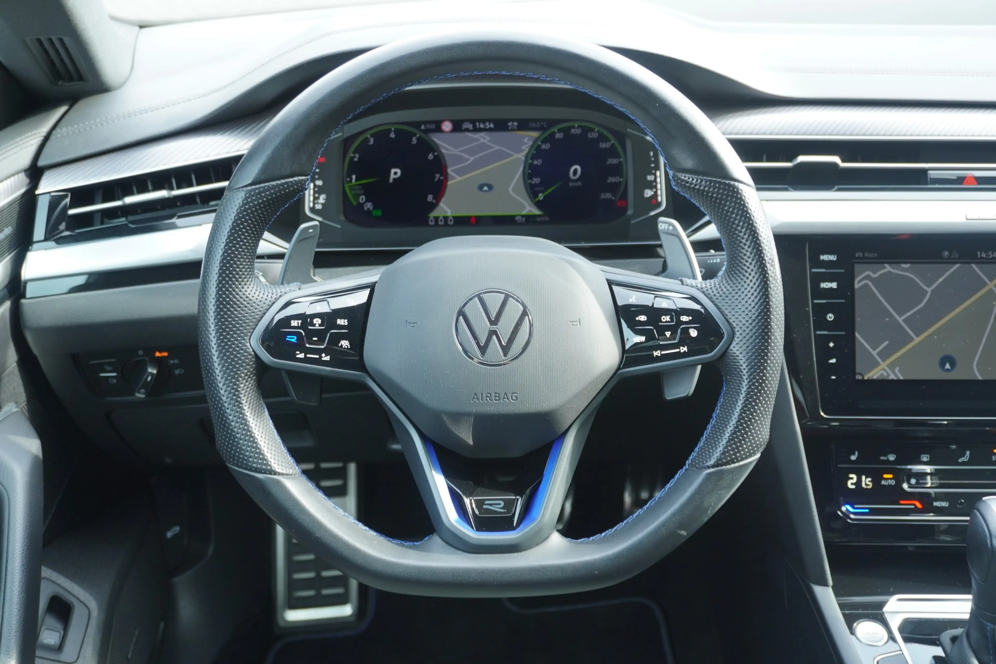 Volkswagen Arteon Shooting Brake 2.0 R 4Motion LED Navi ACC — photo 10