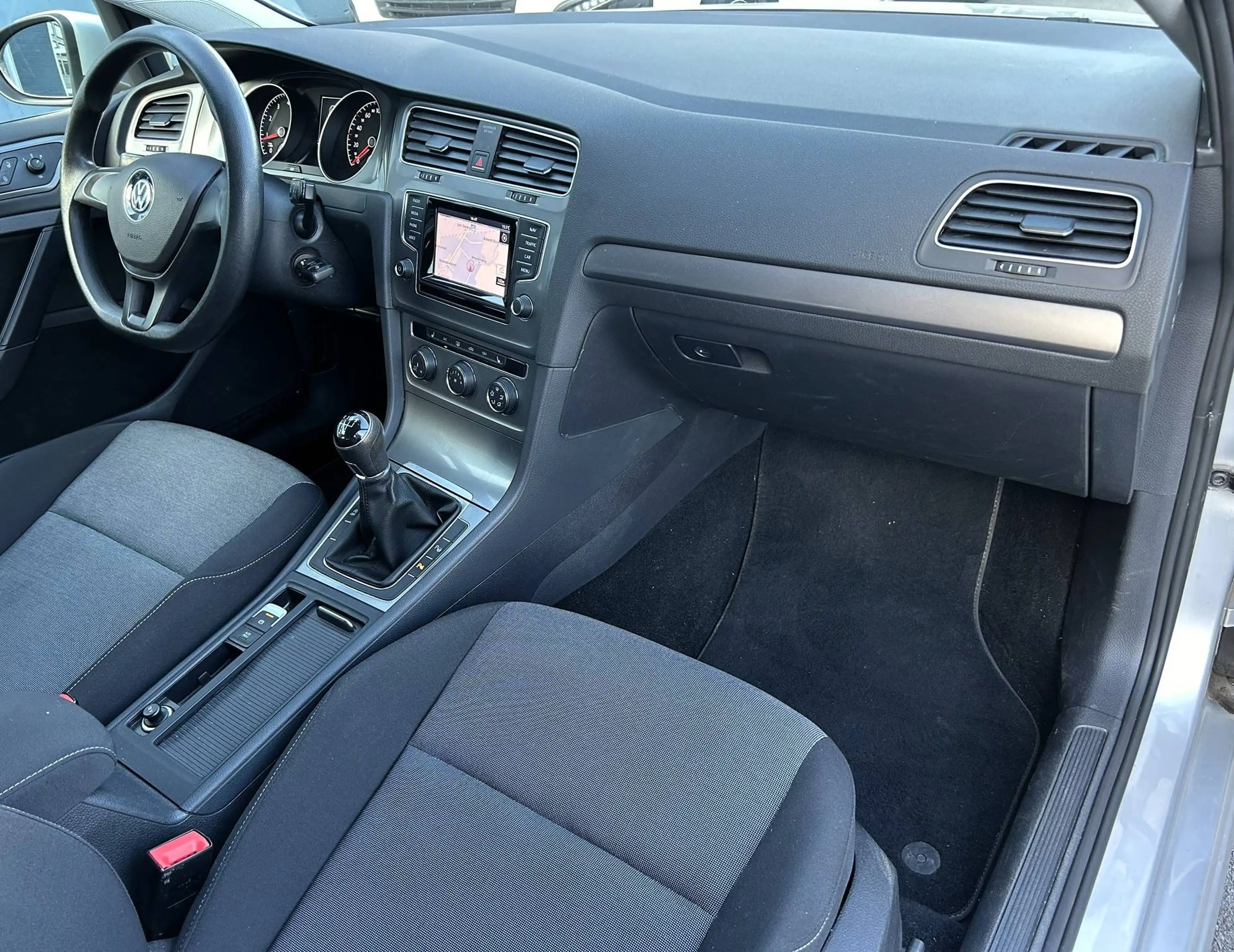 Volkswagen Golf VII 1.2 TSI Trendline | GPS | Bluetooth | Cruise contole — photo 10