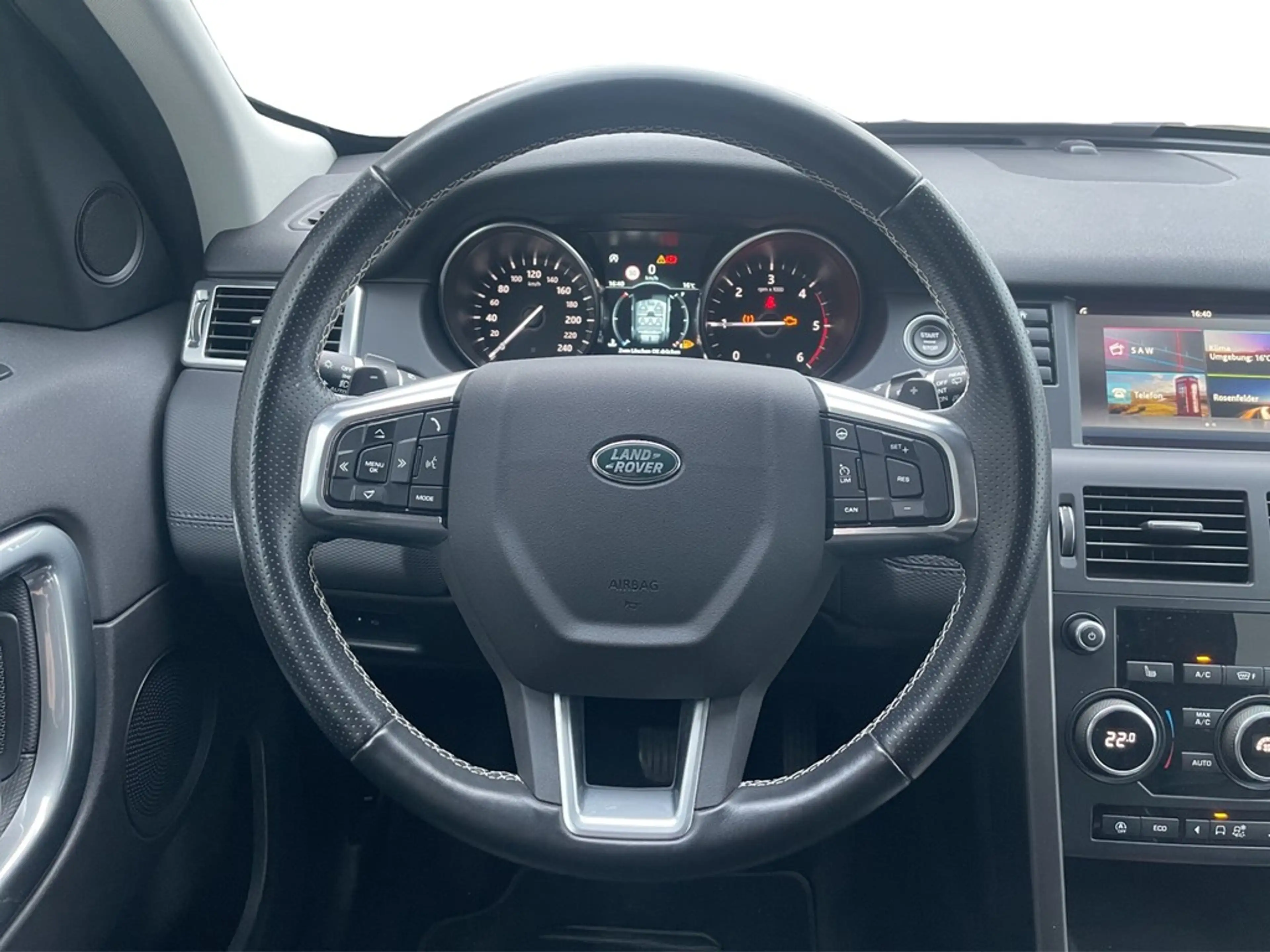 Land Rover Discovery Sport 2.0 TD4 Automatik AWD SE AHK*BI-XENON*NAV*SHZ*T... — photo 14