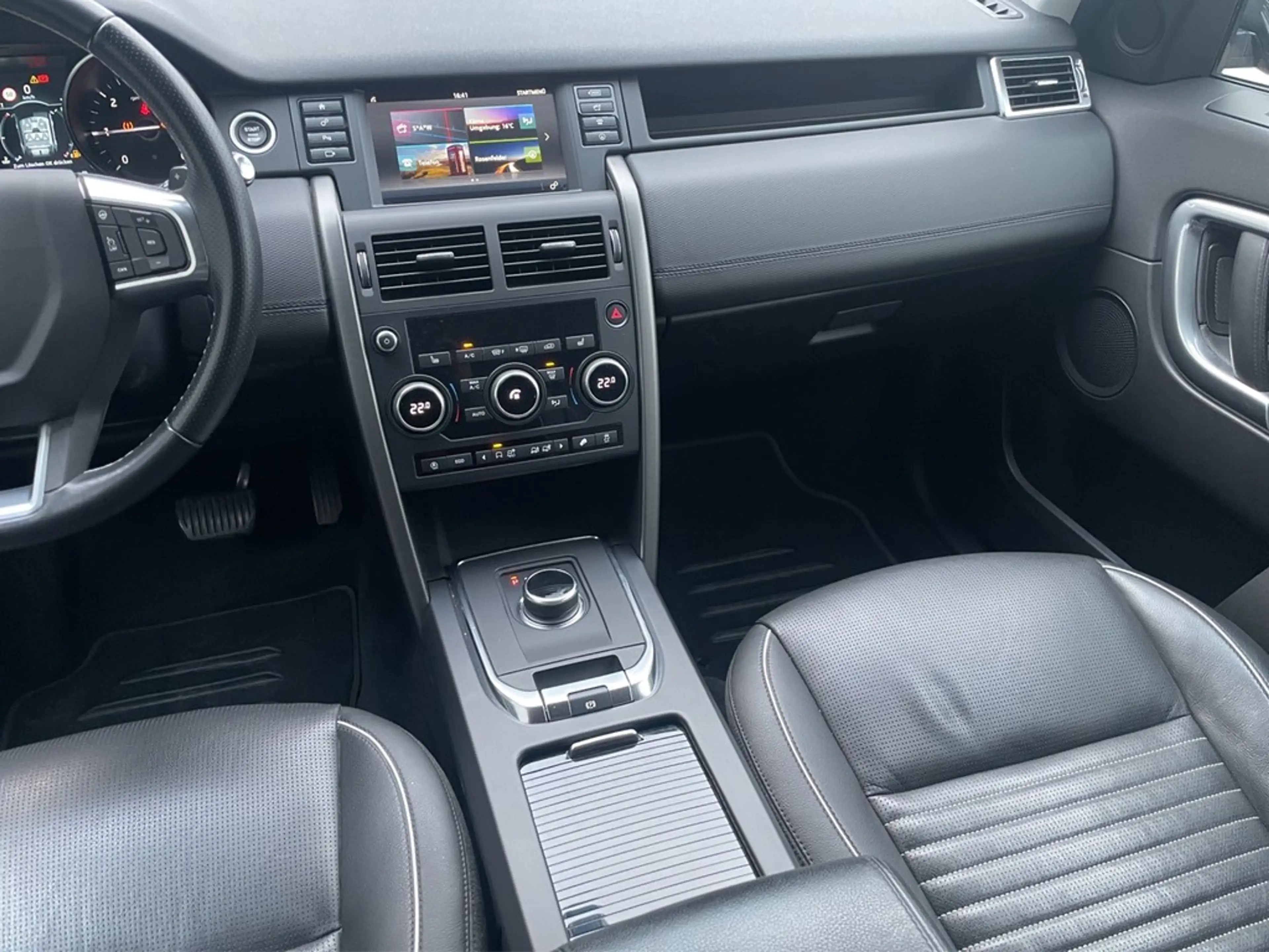 Land Rover Discovery Sport 2.0 TD4 Automatik AWD SE AHK*BI-XENON*NAV*SHZ*T... — photo 16