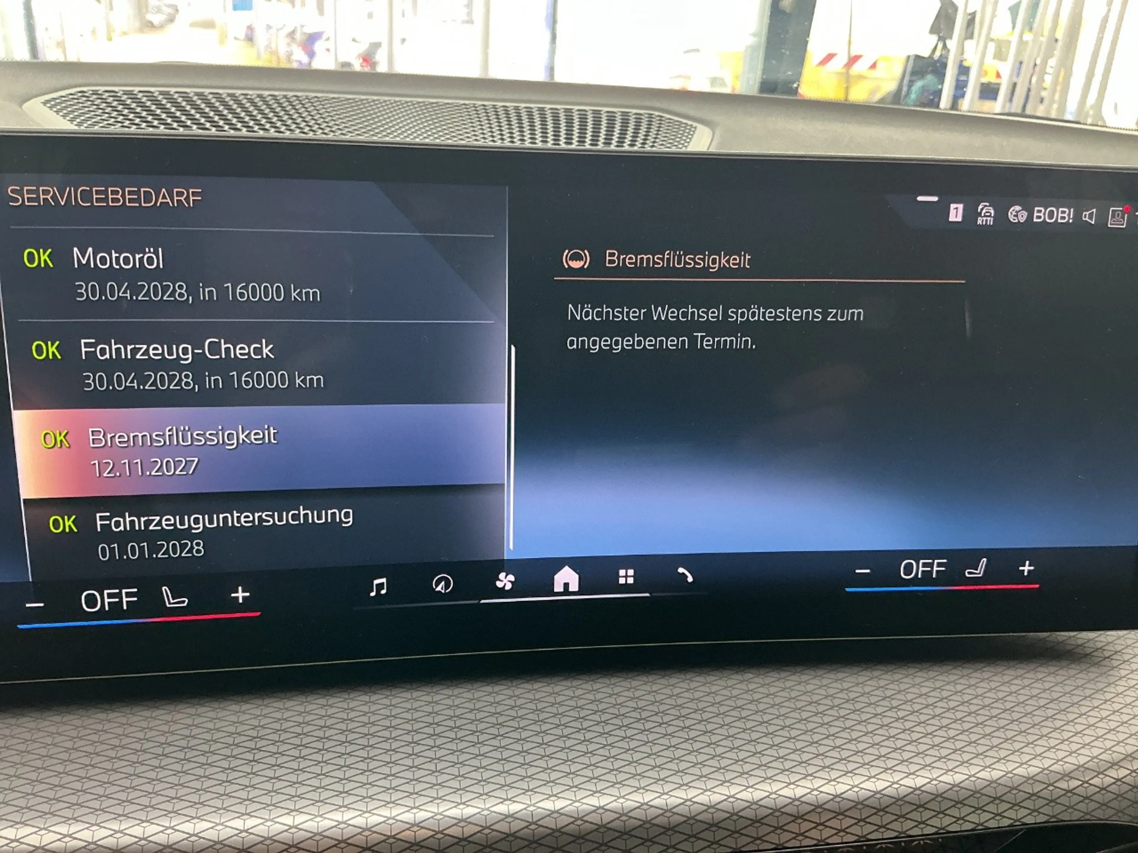 BMW 320 d xDrive M Sport PRO AHK/MMRY/PANO/HUD/360°/19" — photo 10