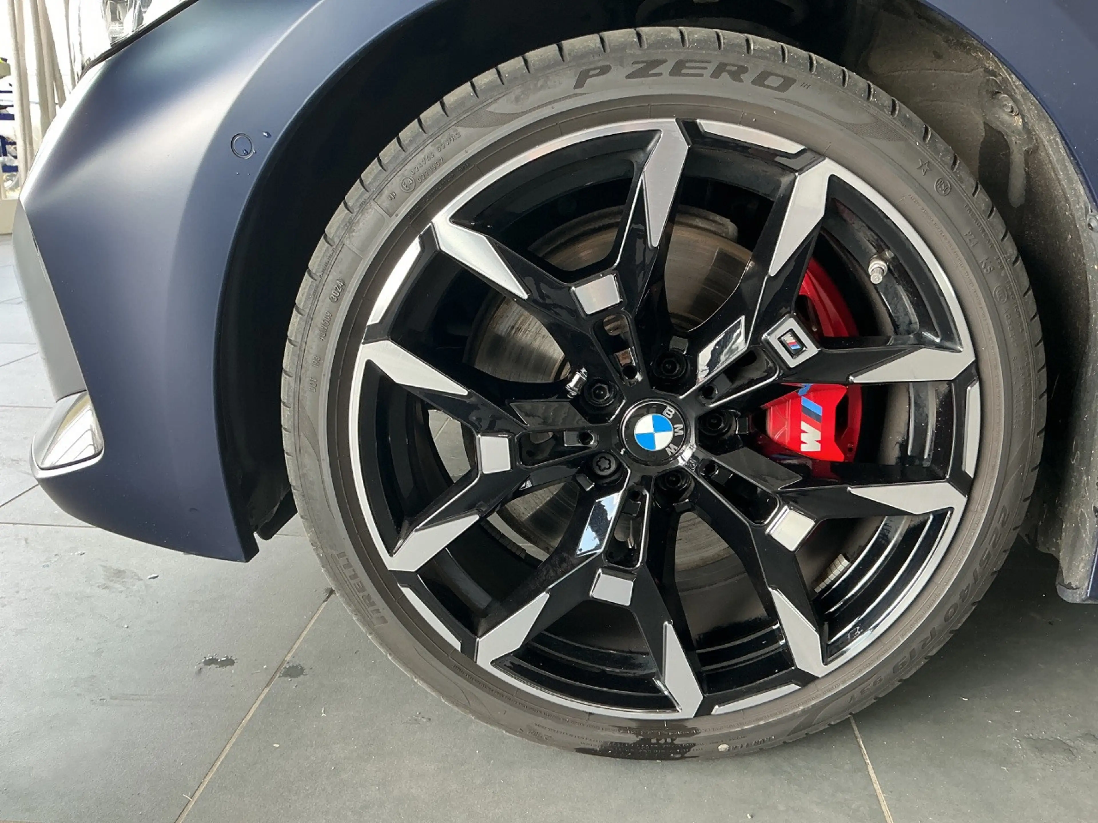 BMW 320 d xDrive M Sport PRO AHK/MMRY/PANO/HUD/360°/19" — photo 6