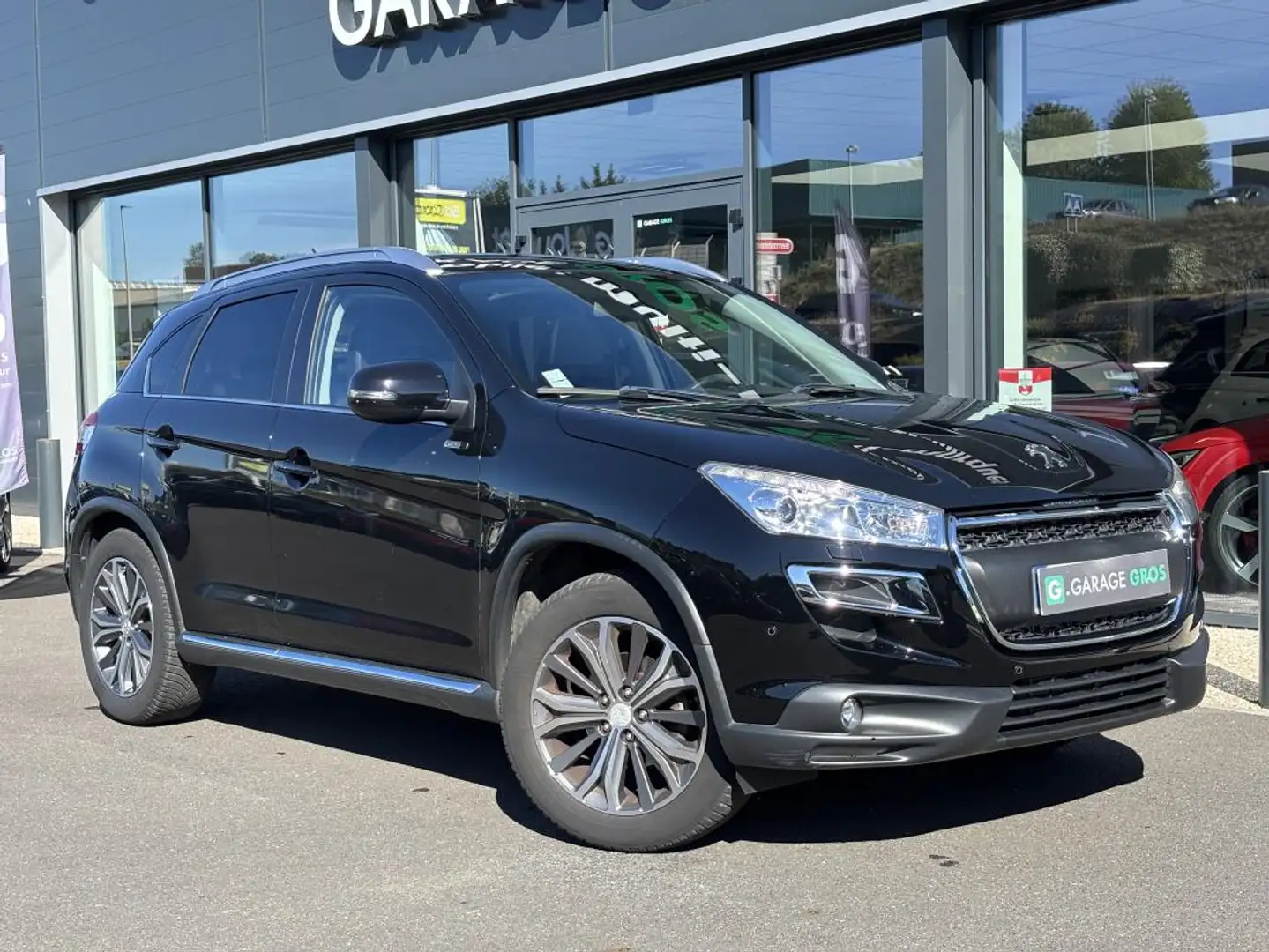 Peugeot 4008 1.6 HDi STT 115ch FAP BVM6 Noir - 1