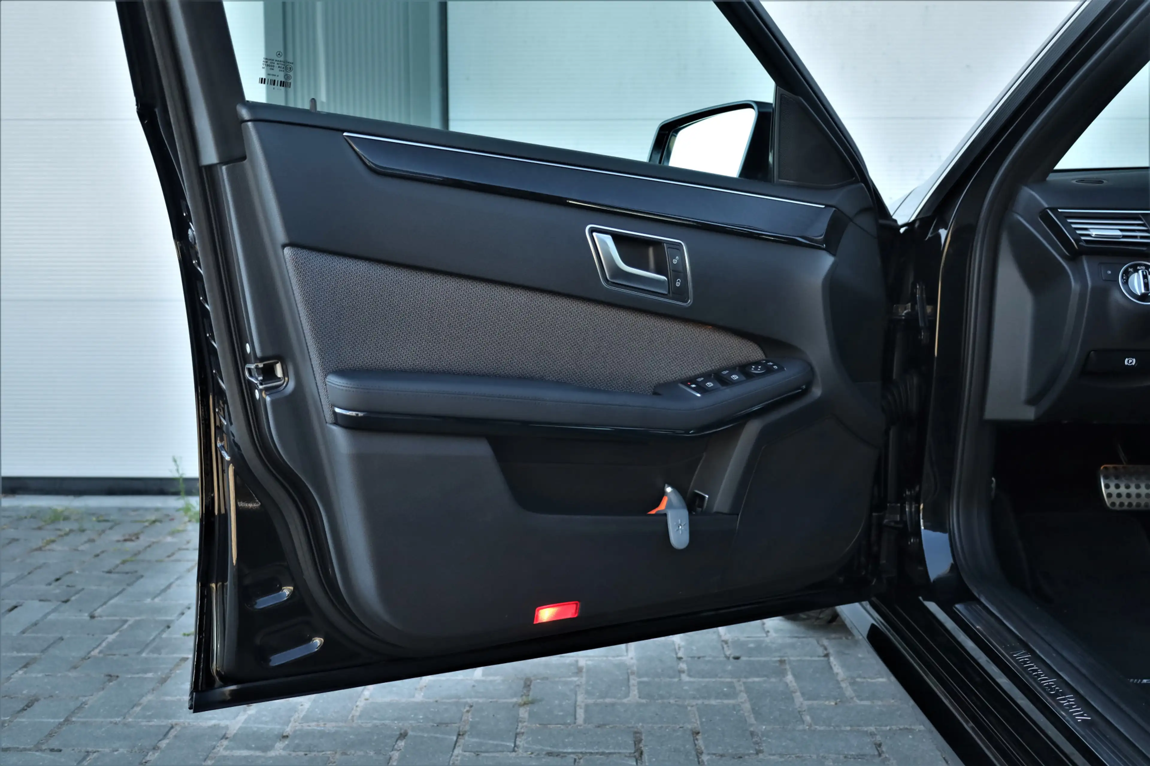 Mercedes-Benz E 250 Estate E CDI Edition Sport AMG — photo 14