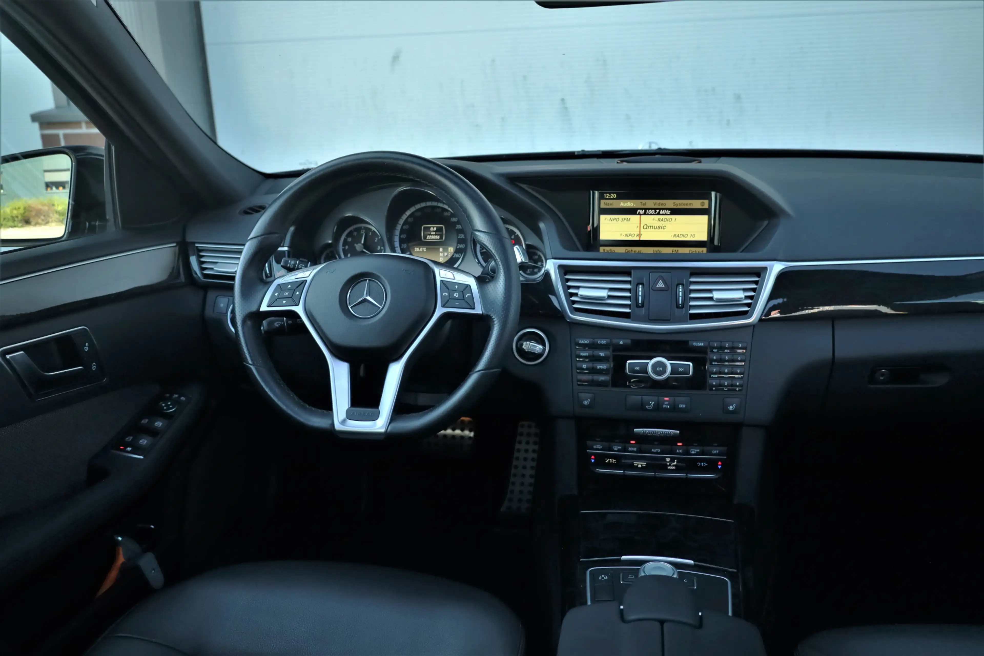 Mercedes-Benz E 250 Estate E CDI Edition Sport AMG — photo 11