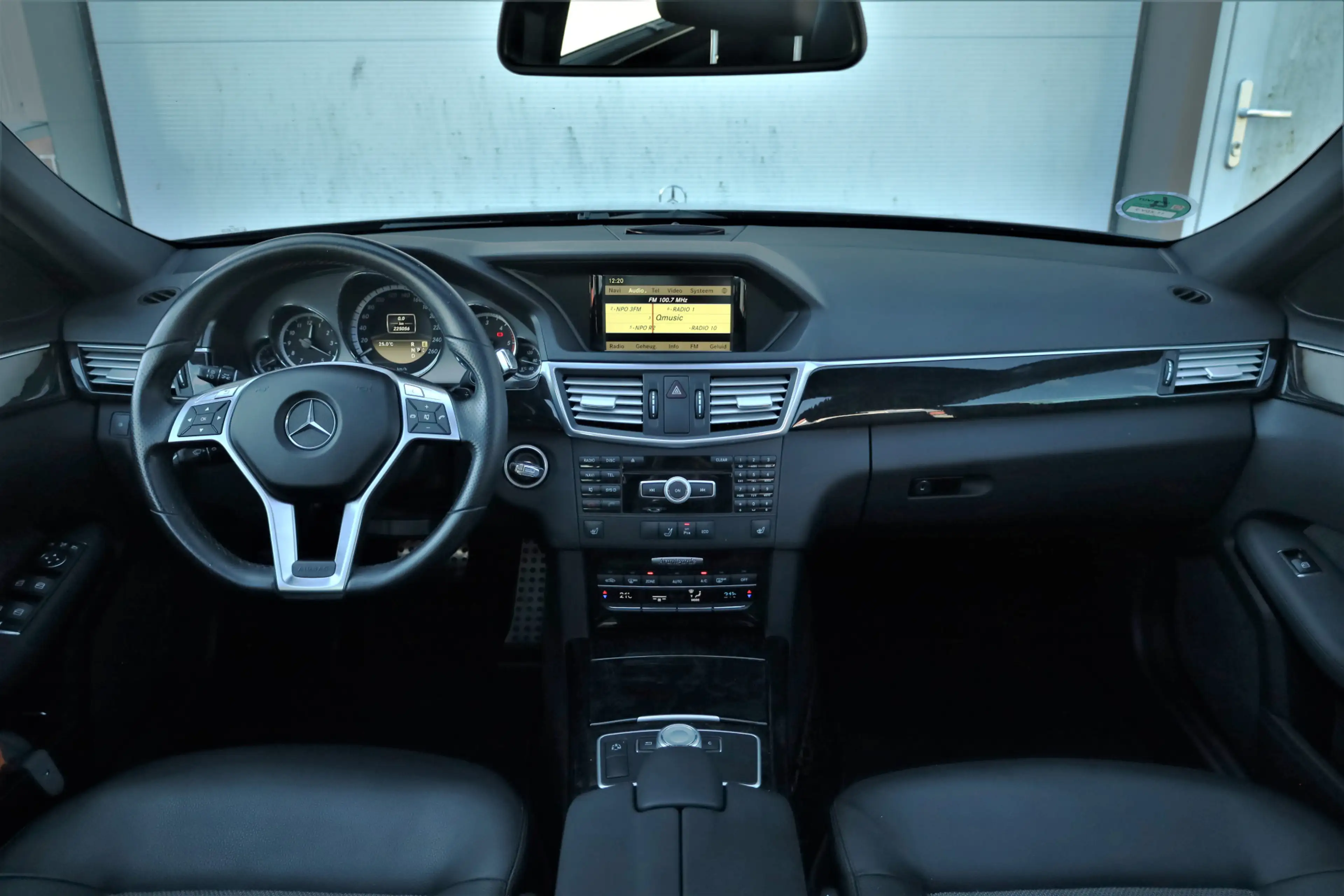 Mercedes-Benz E 250 Estate E CDI Edition Sport AMG — photo 12