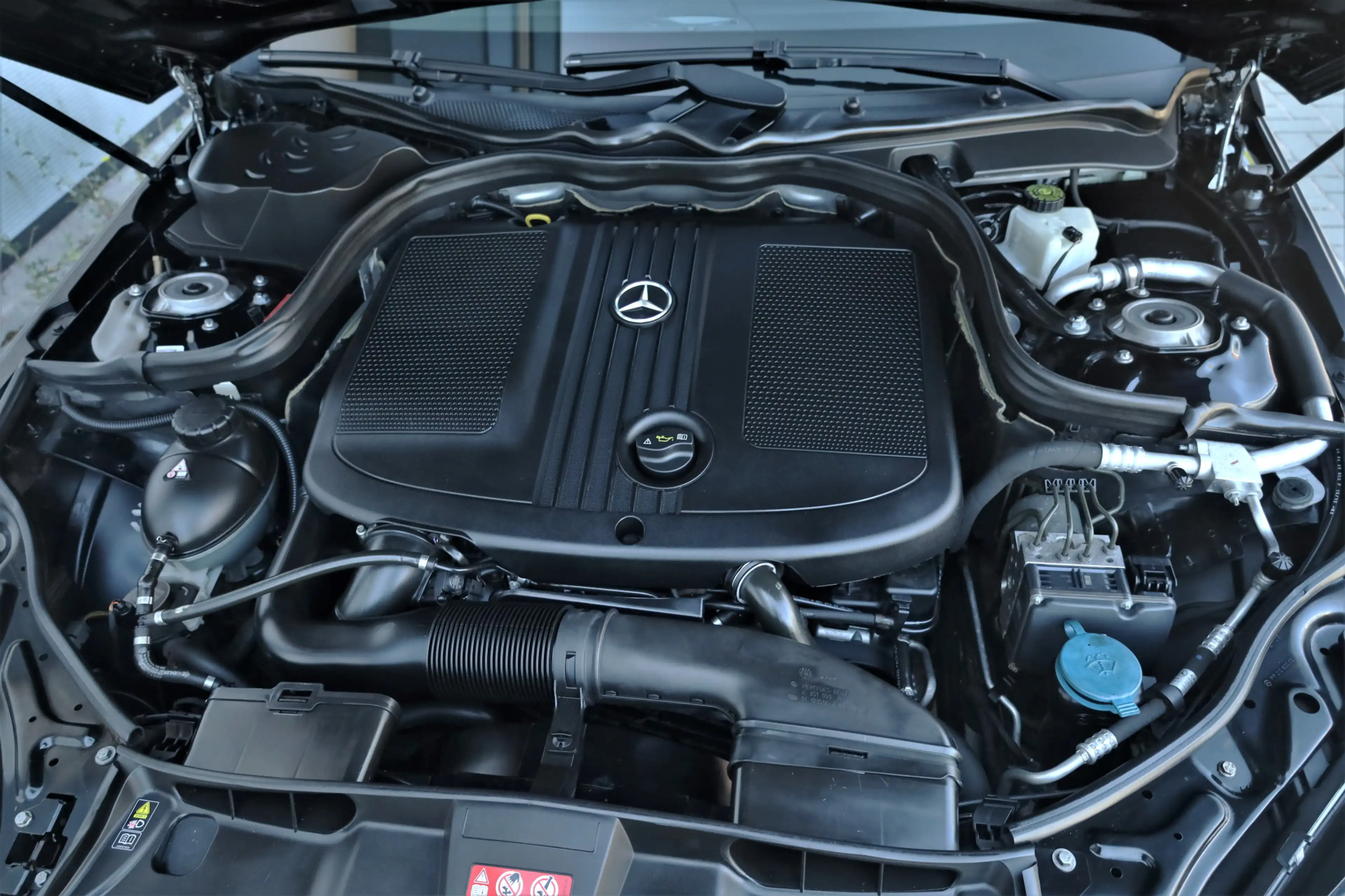Mercedes-Benz E 250 Estate E CDI Edition Sport AMG — photo 9