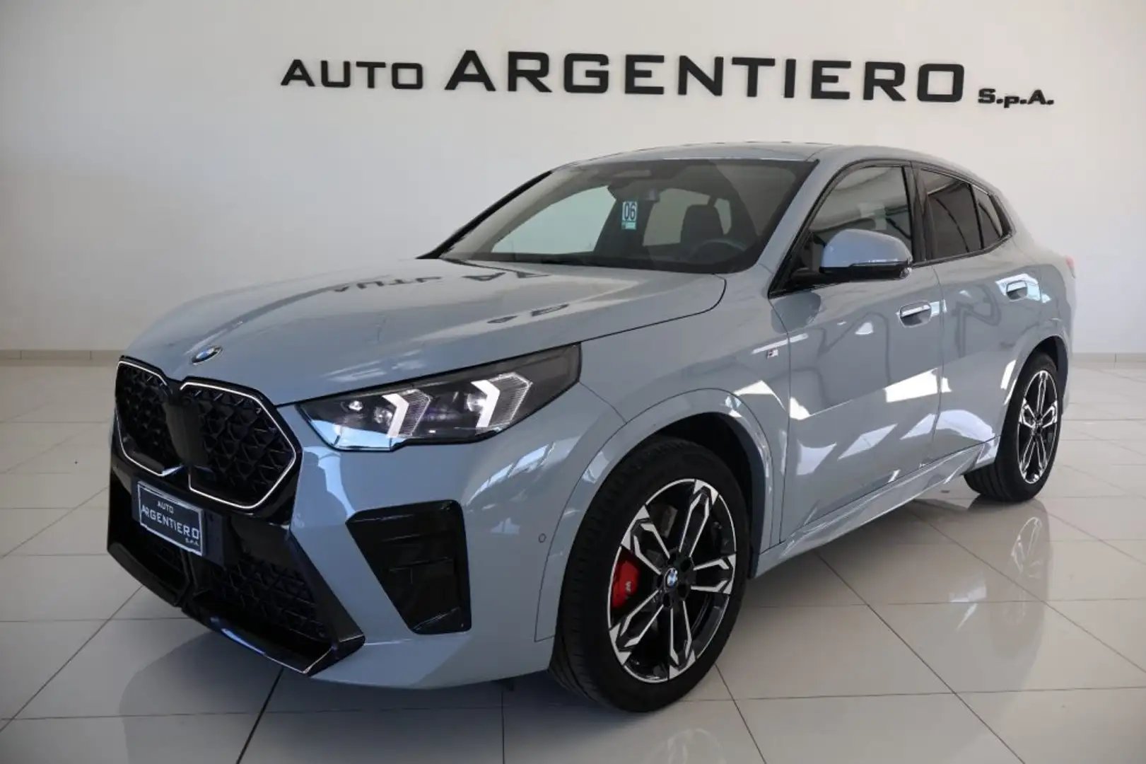 BMW X2 xDrive 20d Msport Pro harmann kardon black pack Gri - 1