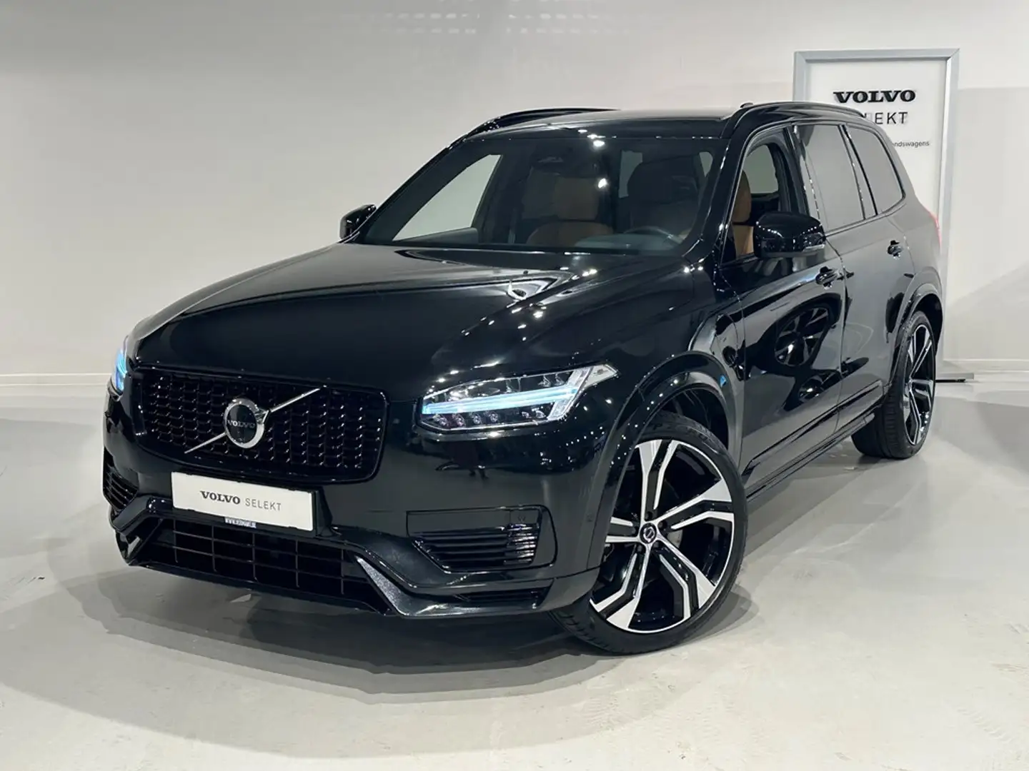 Volvo XC90 T8 Recharge Dark Long Range + LUCHTVERING/TREKH Noir - 1