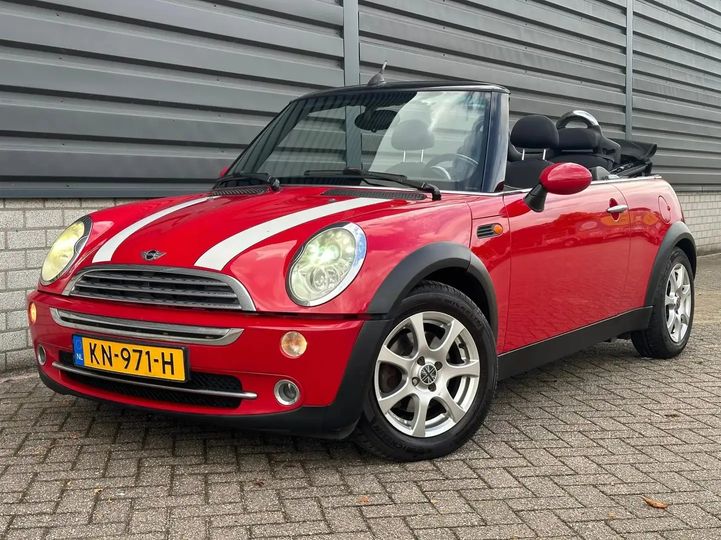 MINI Cooper Cabrio Mini 1.6 Pepper xenon PDC Červená - 1
