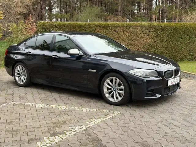 BMW 550 M550 d xDrive Standheizung Bi-Xenon Softclose