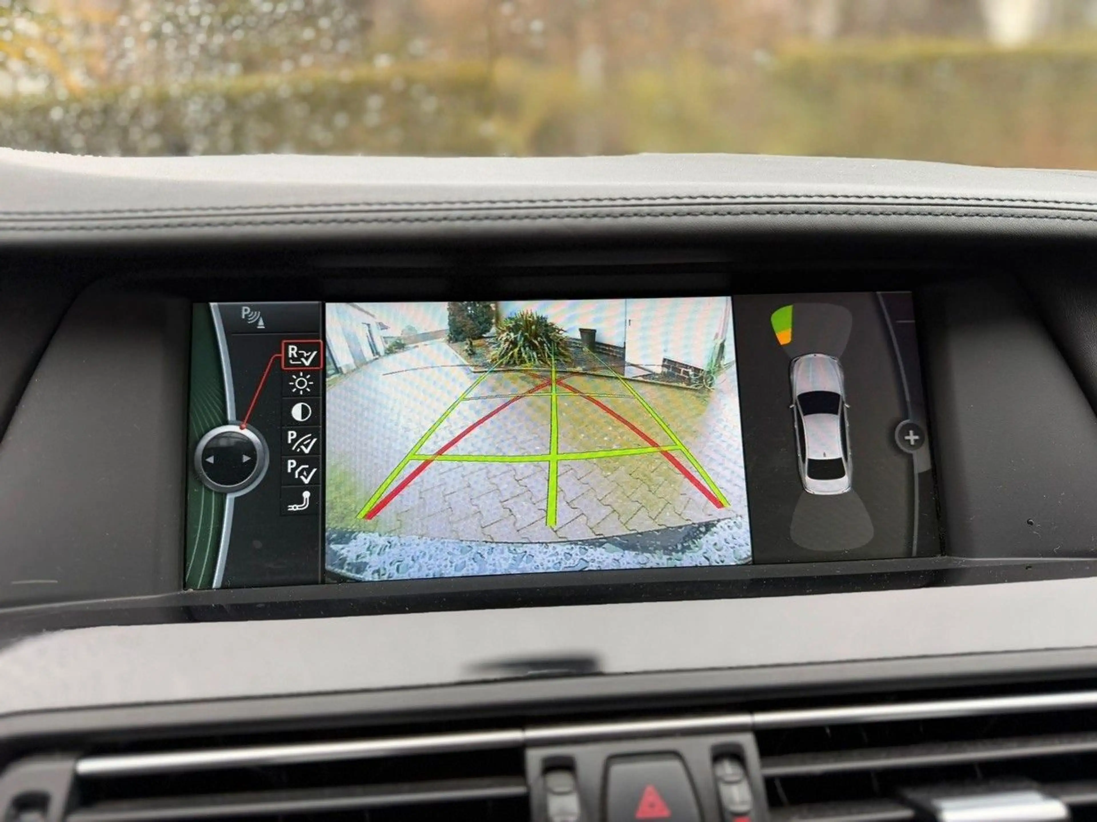 BMW 550 M550 d xDrive Standheizung Bi-Xenon Softclose — photo 11