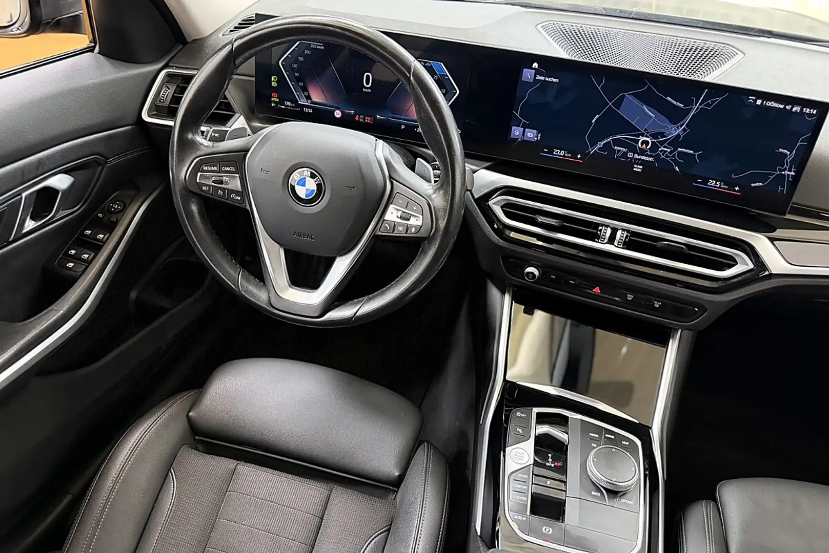 BMW 320 d 48 V Touring Aut. Grau - 2