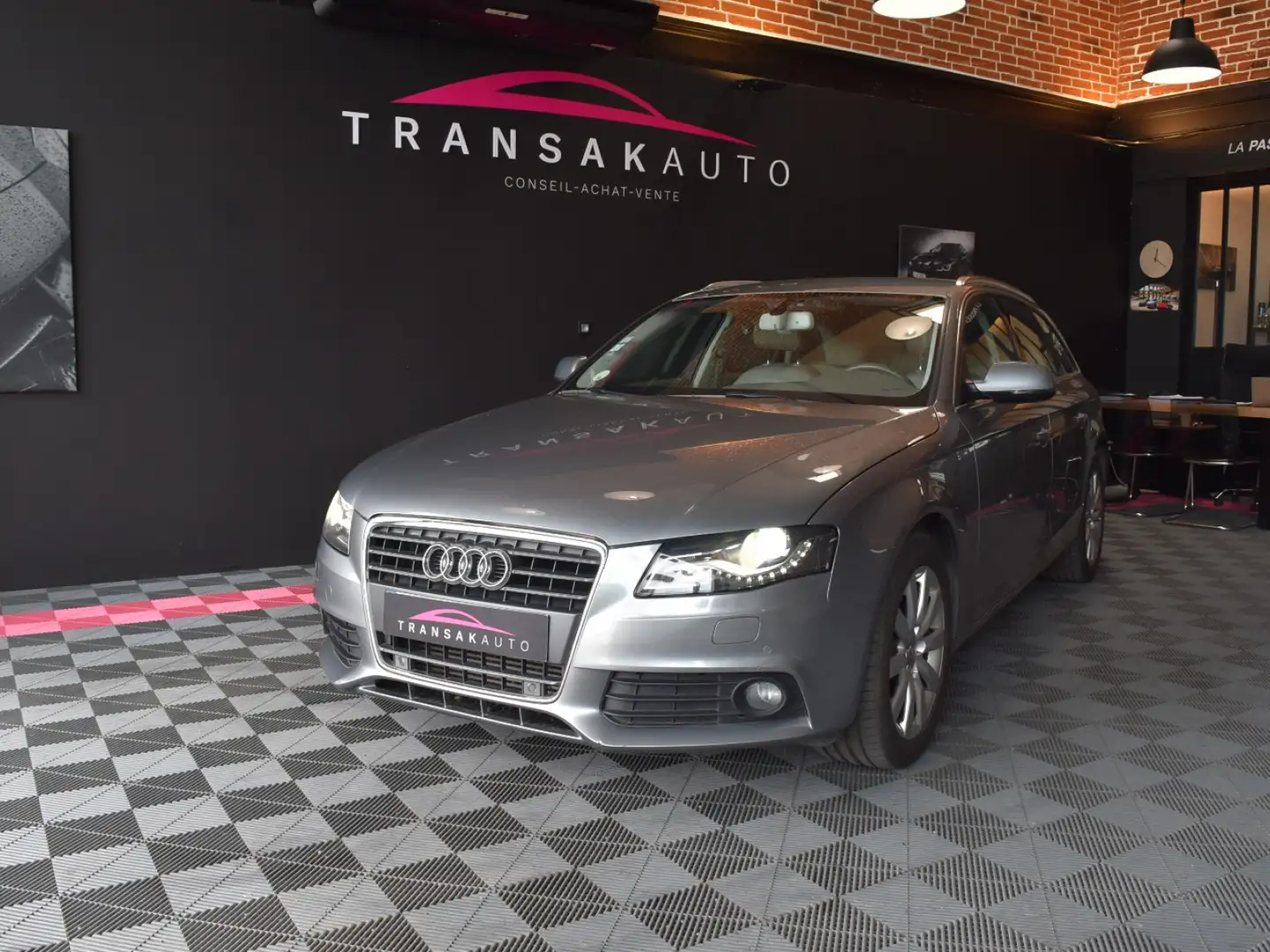 Audi A4 AMBITION LUXE Gris - 2